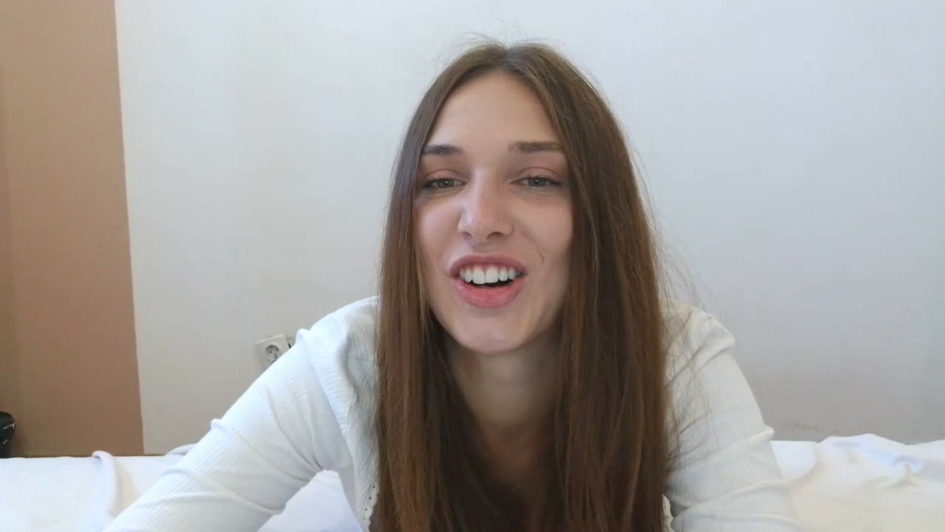Gallery image thumbnail from HaleyReed's myfreecams stream on, 09/05/2025, 11:51 image 10 of 20