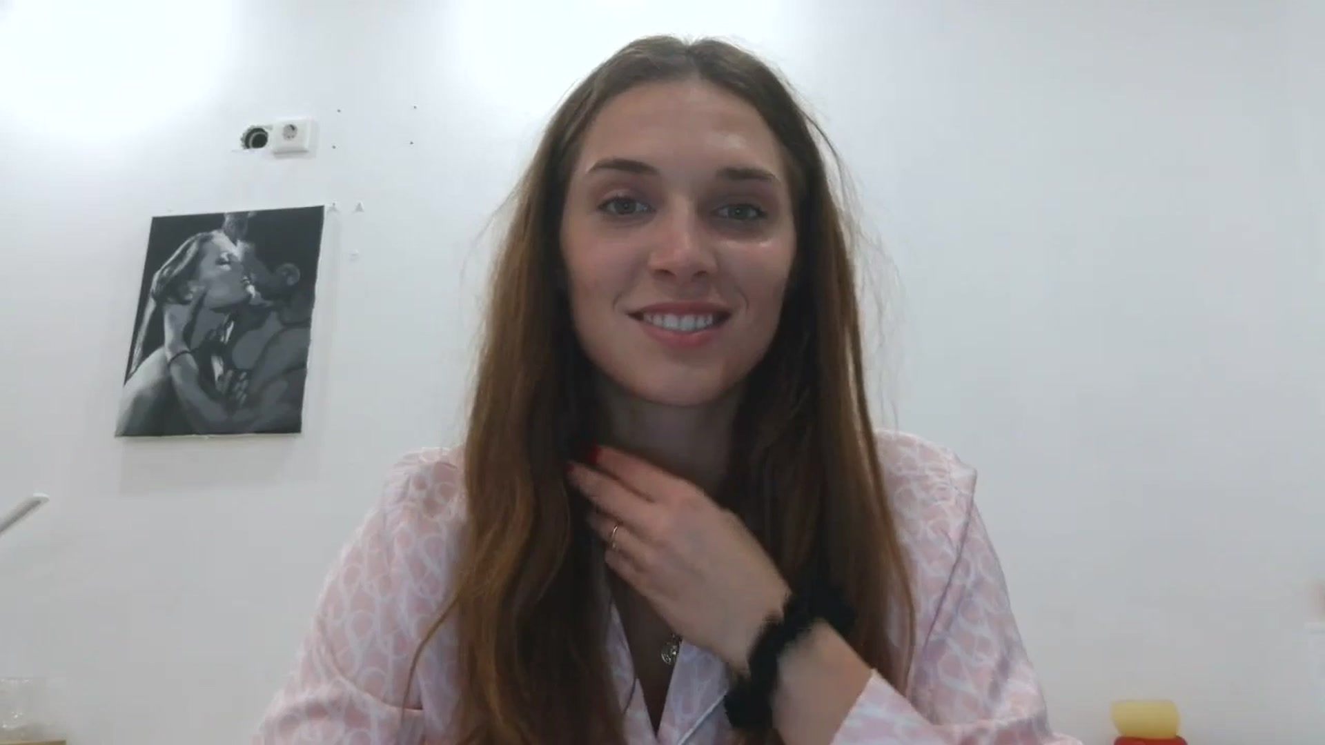 Gallery image thumbnail from HaleyReed's myfreecams stream on, 09/06/2025, 17:00 image 17 of 20