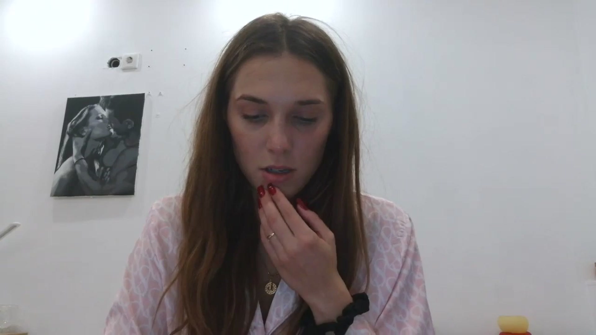 Gallery image thumbnail from HaleyReed's myfreecams stream on, 09/06/2025, 17:00 image 12 of 20