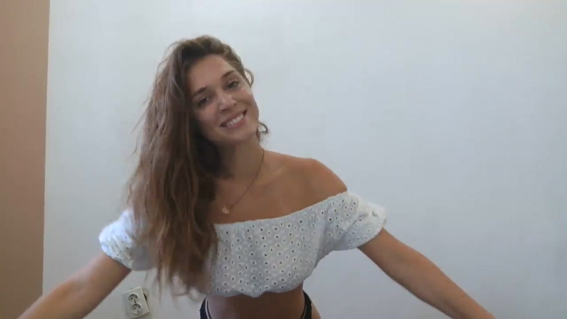 Gallery image thumbnail from HaleyReed's myfreecams stream on, 09/07/2025, 12:06 image 10 of 20