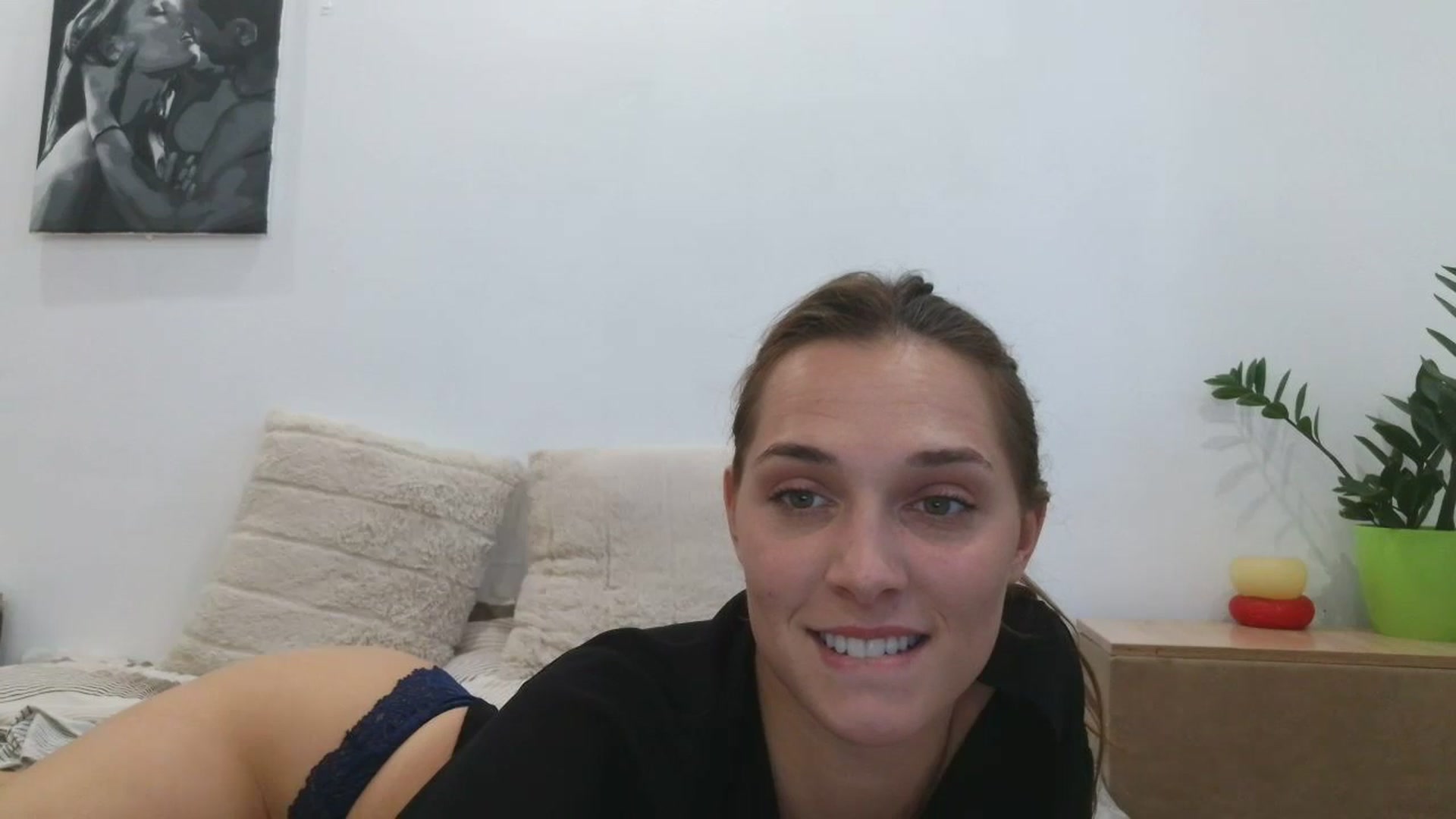 Gallery image thumbnail from HaleyReed's myfreecams stream on, 09/08/2025, 14:16 image 12 of 20