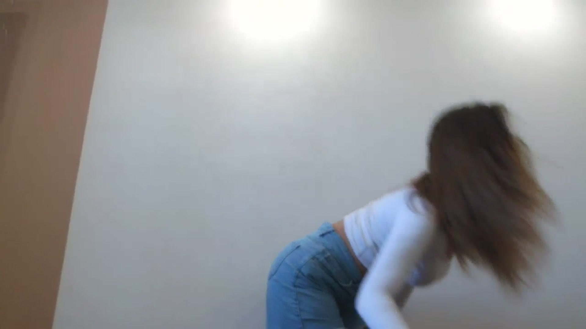 Gallery image thumbnail from HaleyReed's myfreecams stream on, 09/09/2025, 10:15 image 14 of 20