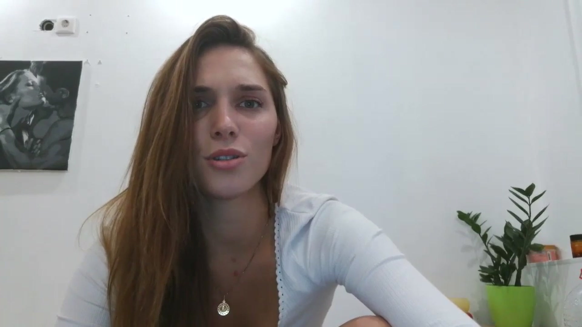 Gallery image thumbnail from HaleyReed's myfreecams stream on, 09/09/2025, 13:50 image 16 of 20