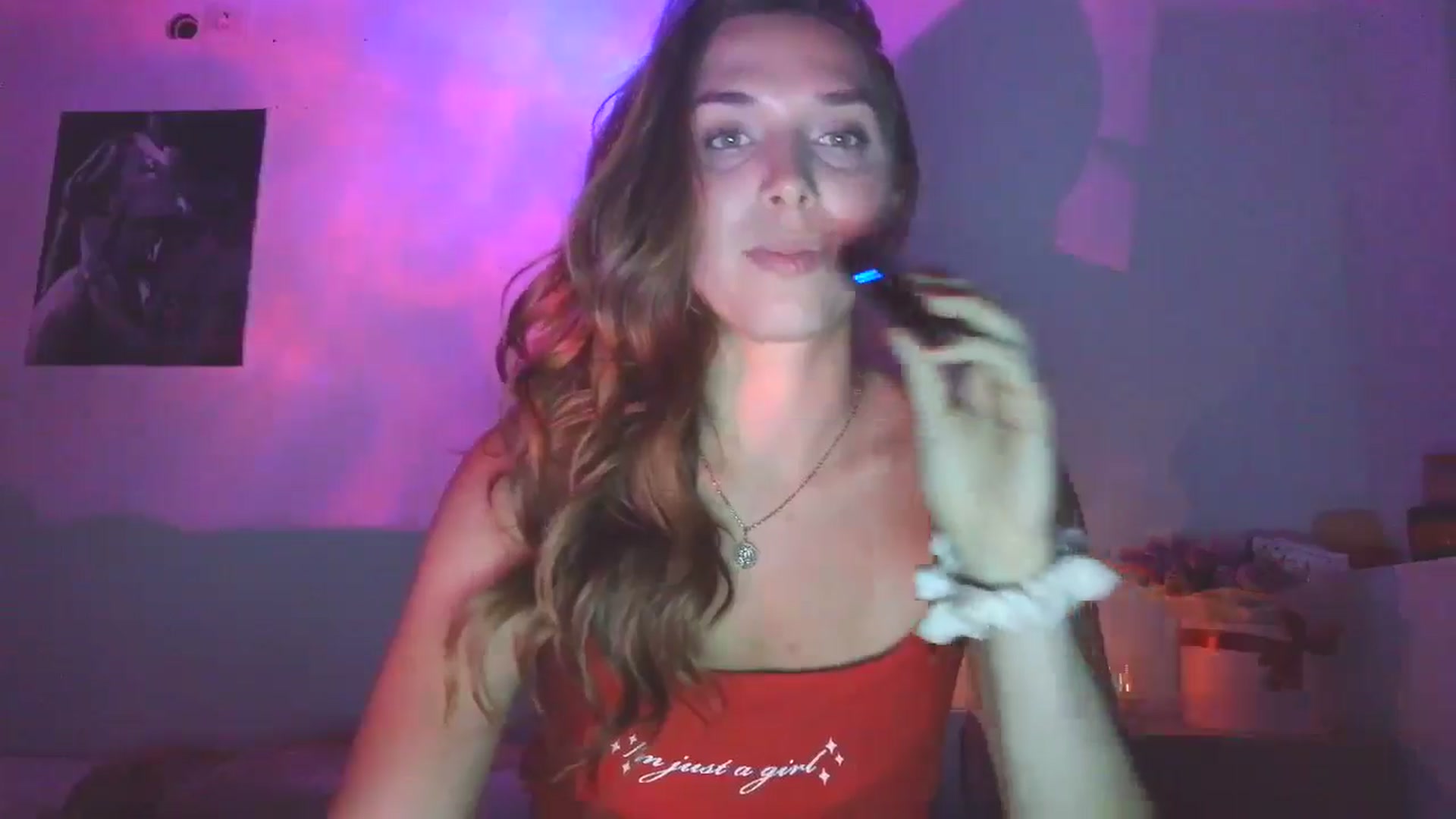 Gallery image thumbnail from HaleyReed's myfreecams stream on, 09/17/2025, 17:17 image 14 of 20