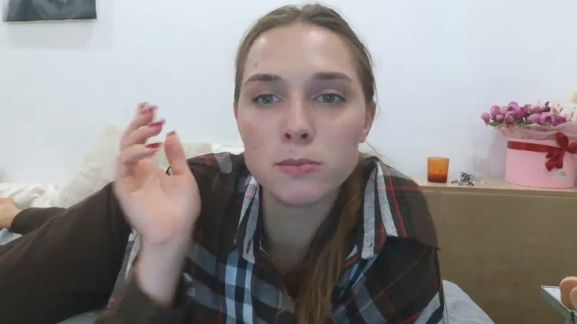 Gallery image thumbnail from HaleyReed's myfreecams stream on, 09/18/2025, 16:00 image 5 of 20