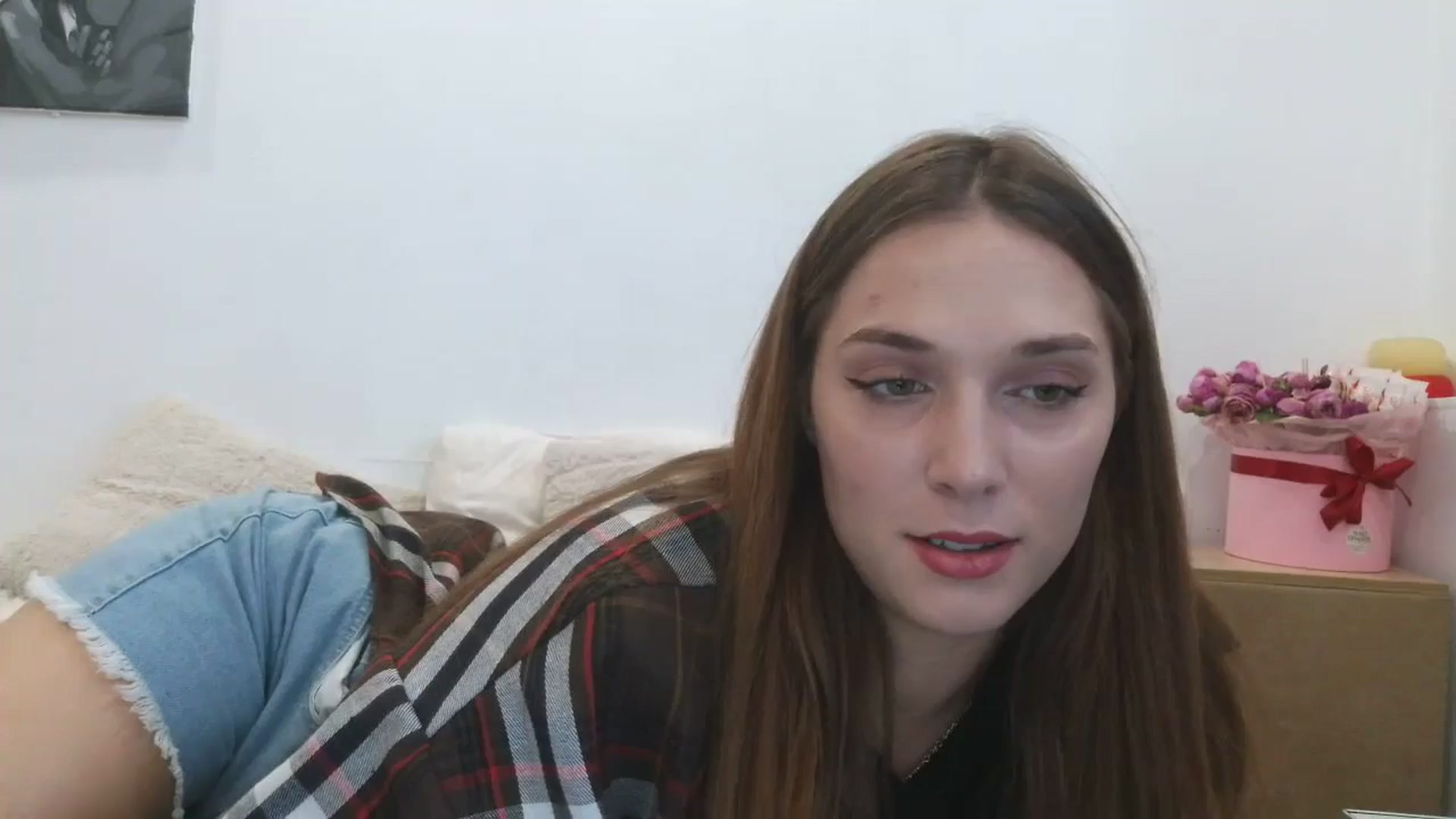 Gallery image thumbnail from HaleyReed's myfreecams stream on, 09/19/2025, 11:49 image 1 of 20