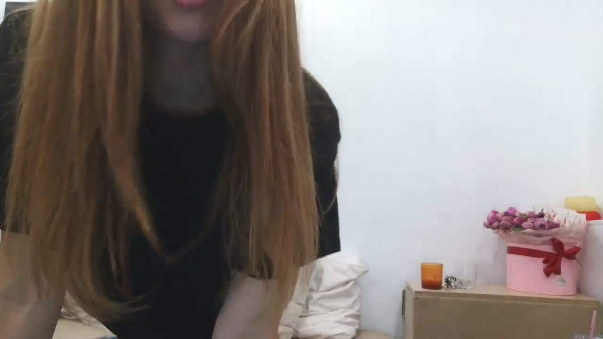 Gallery image thumbnail from HaleyReed's myfreecams stream on, 09/19/2025, 14:54 image 17 of 20