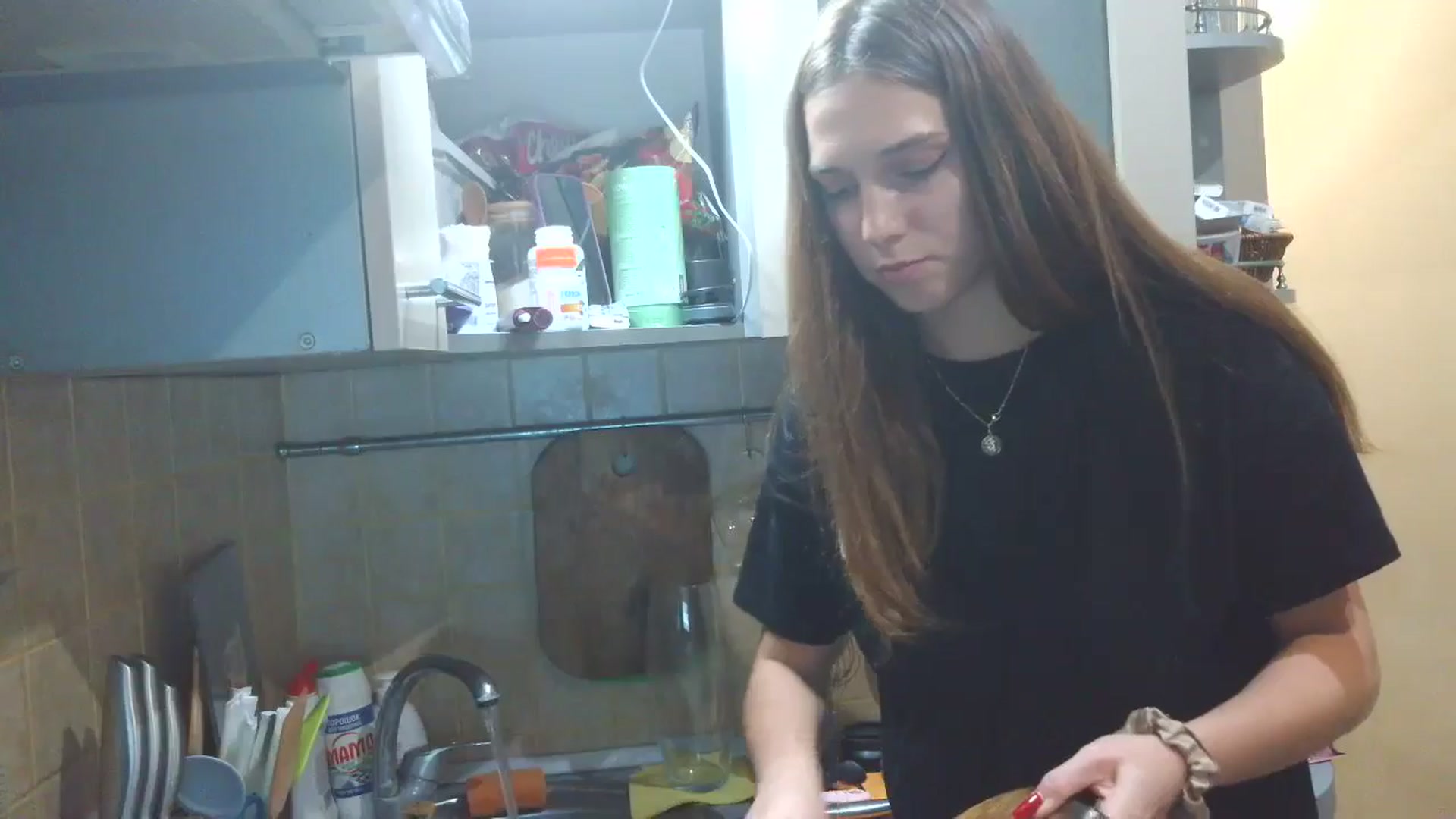 Gallery image thumbnail from HaleyReed's myfreecams stream on, 09/19/2025, 17:17 image 13 of 20