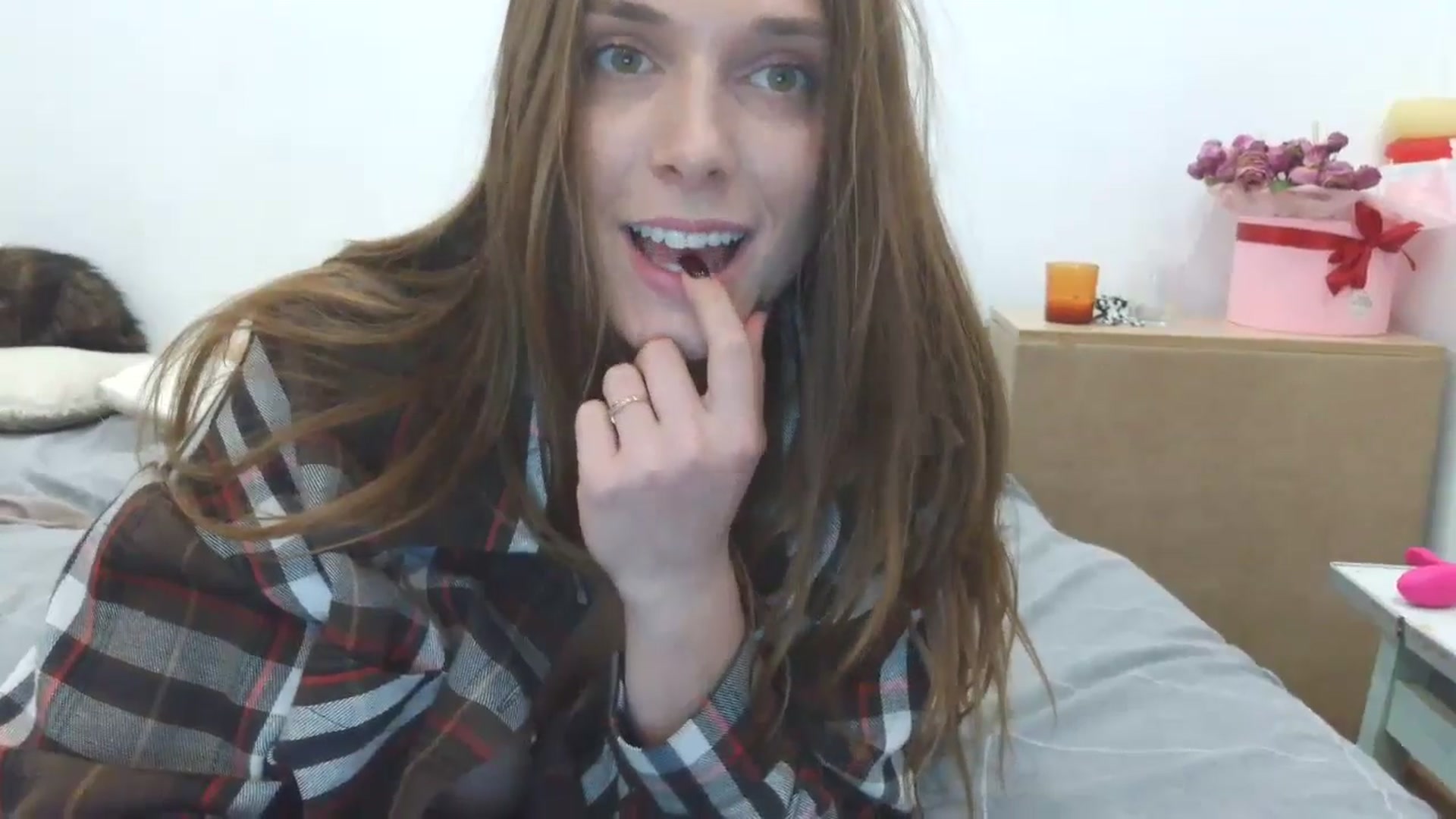 Gallery image thumbnail from HaleyReed's myfreecams stream on, 09/22/2025, 15:46 image 3 of 20