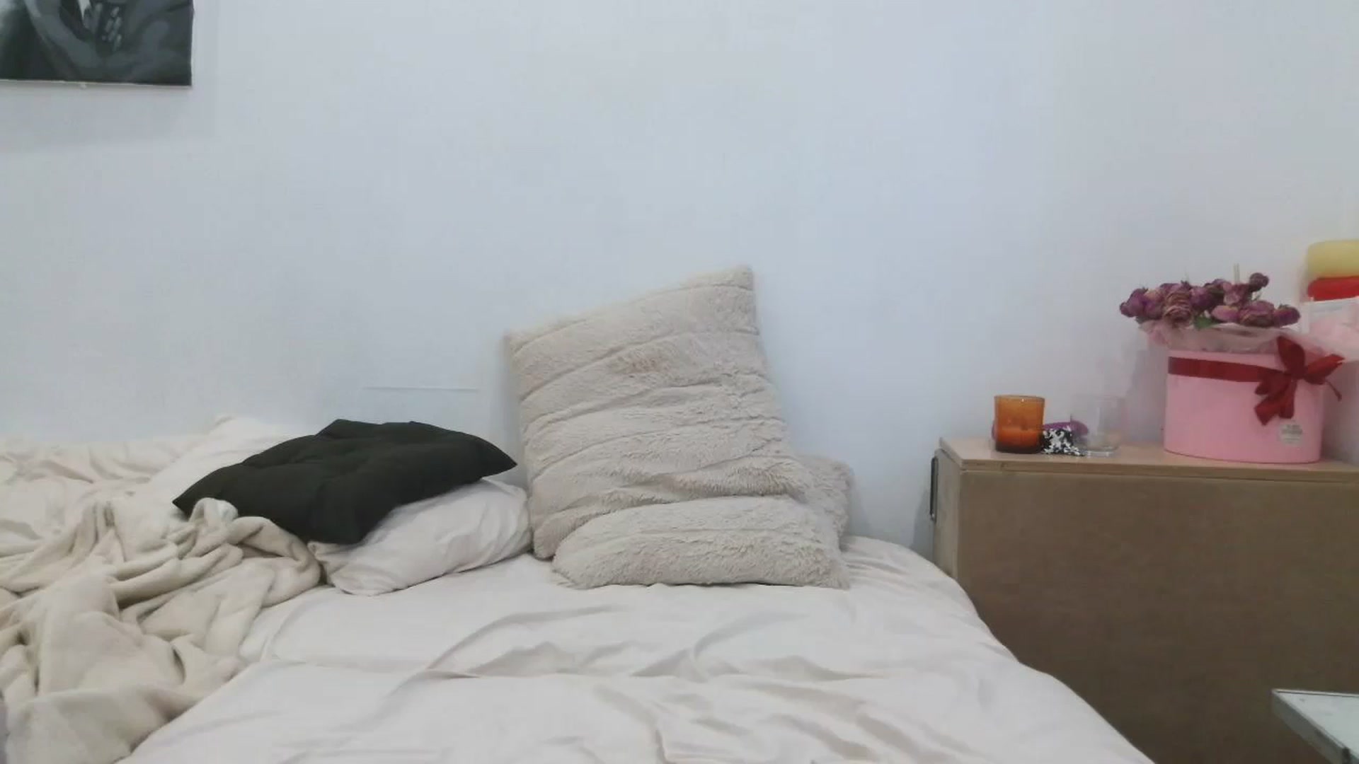Gallery image thumbnail from HaleyReed's myfreecams stream on, 09/25/2025, 14:15 image 14 of 20