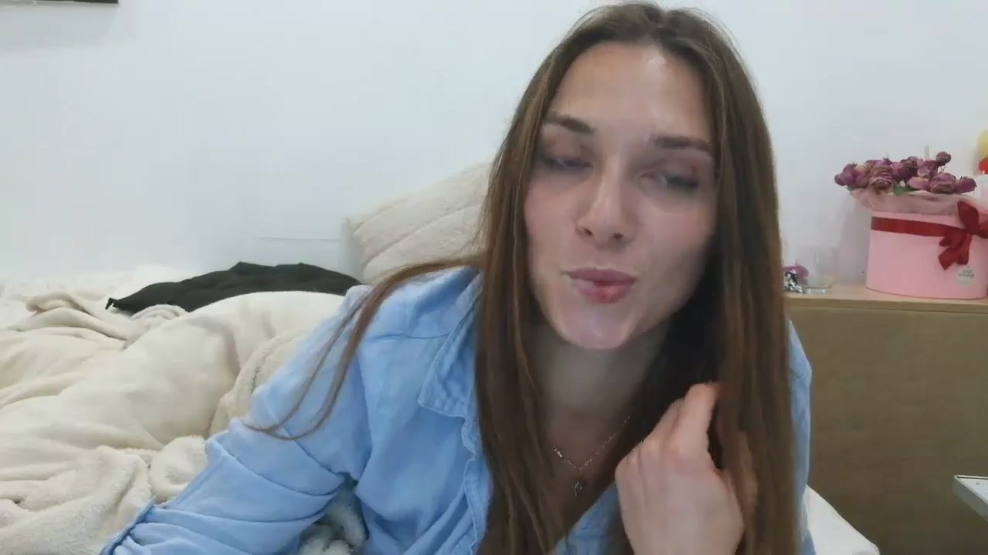 Gallery image thumbnail from HaleyReed's myfreecams stream on, 09/25/2025, 16:20 image 2 of 20