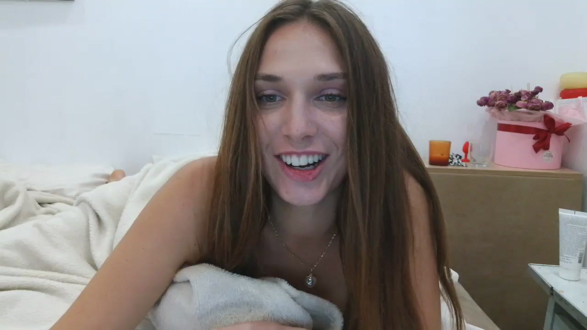 Gallery image thumbnail from HaleyReed's myfreecams stream on, 09/26/2025, 14:54 image 4 of 20