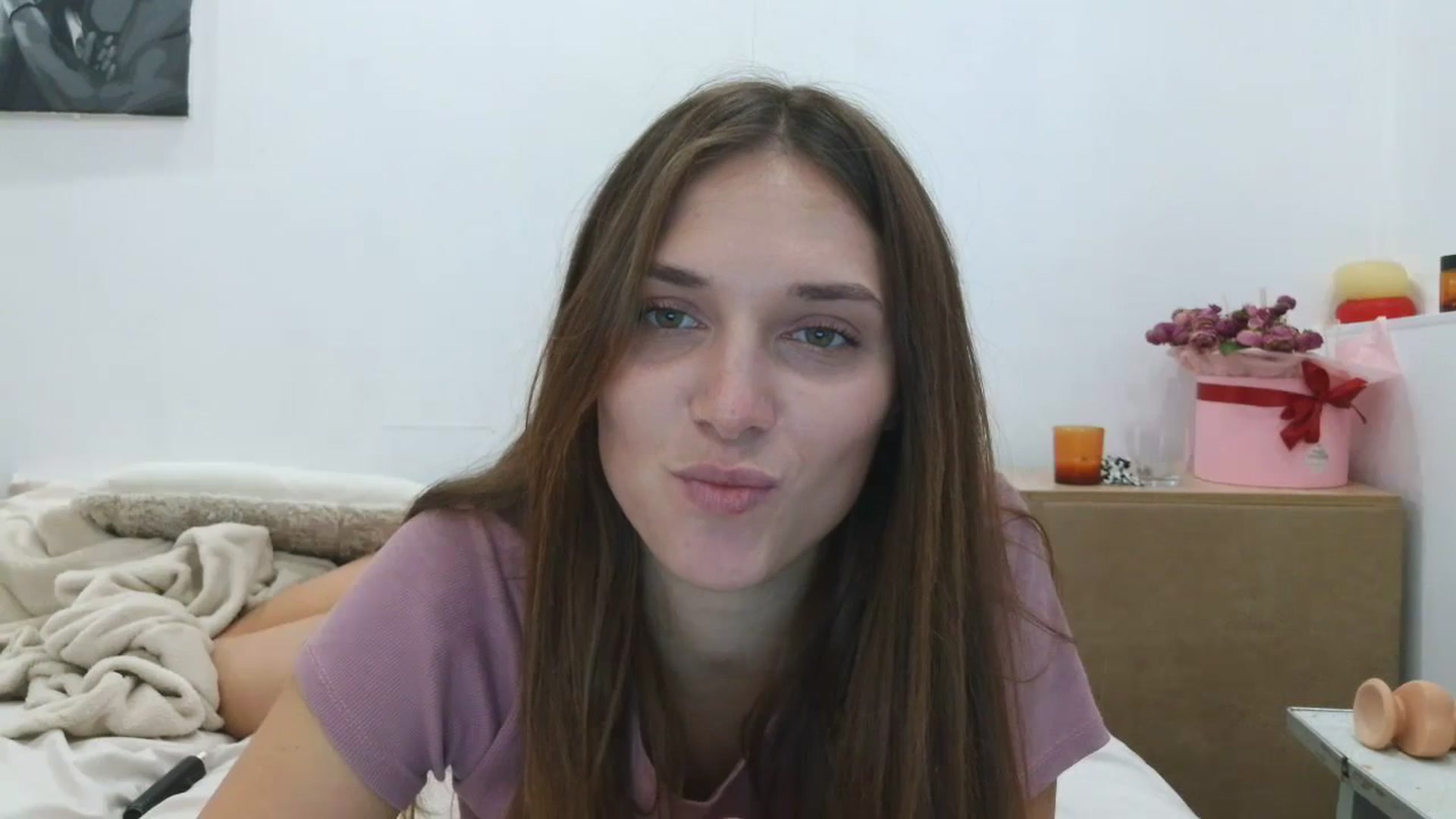 Gallery image thumbnail from HaleyReed's myfreecams stream on, 09/28/2025, 13:49 image 17 of 20