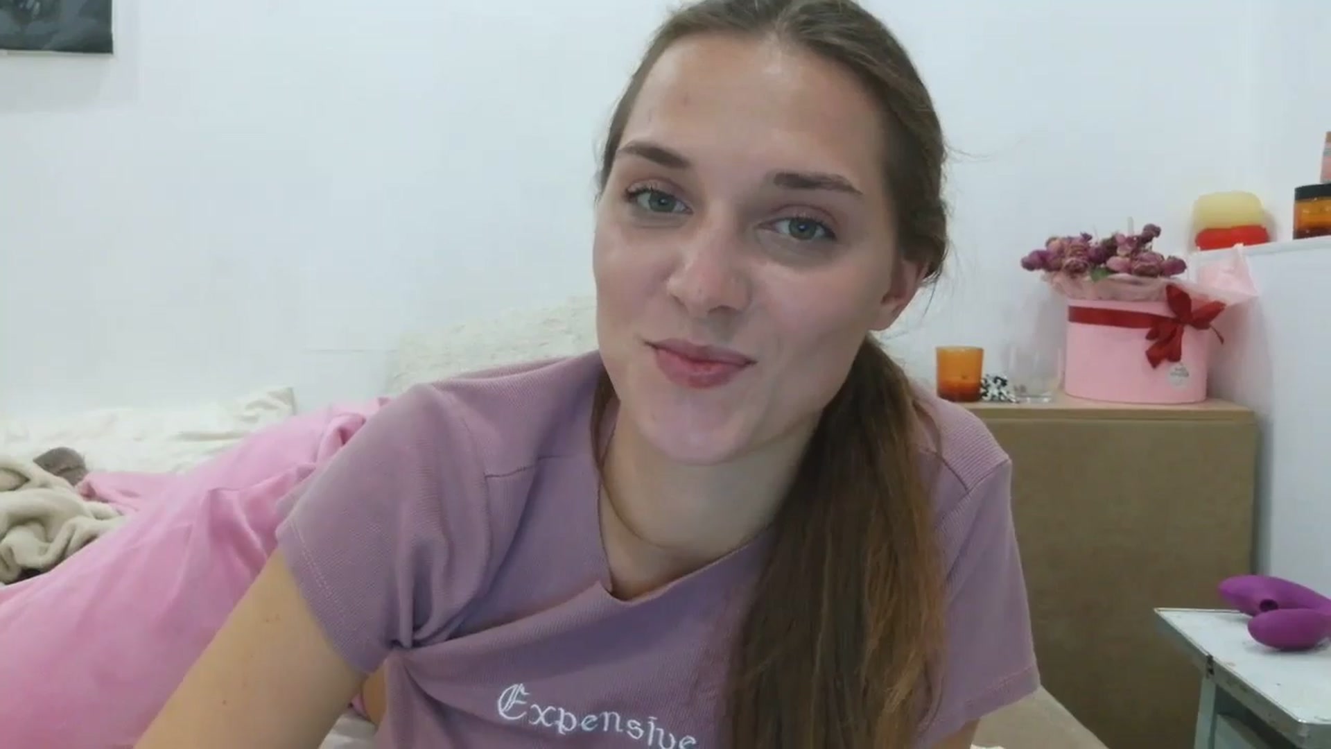 Gallery image thumbnail from HaleyReed's myfreecams stream on, 09/28/2025, 15:32 image 7 of 20