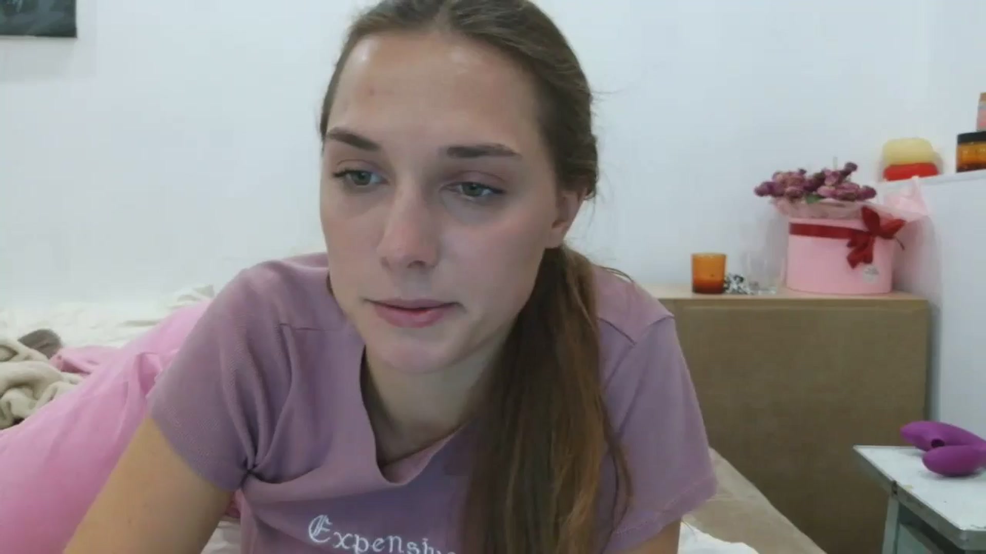 Gallery image thumbnail from HaleyReed's myfreecams stream on, 09/28/2025, 15:32 image 1 of 20