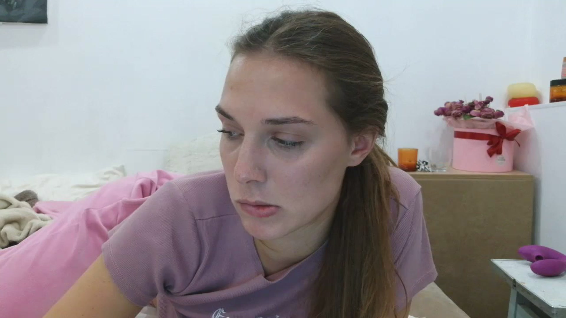 Gallery image thumbnail from HaleyReed's myfreecams stream on, 09/28/2025, 15:32 image 6 of 20