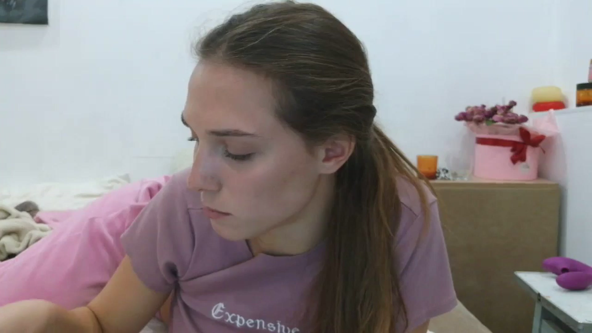 Gallery image thumbnail from HaleyReed's myfreecams stream on, 09/28/2025, 15:32 image 5 of 20