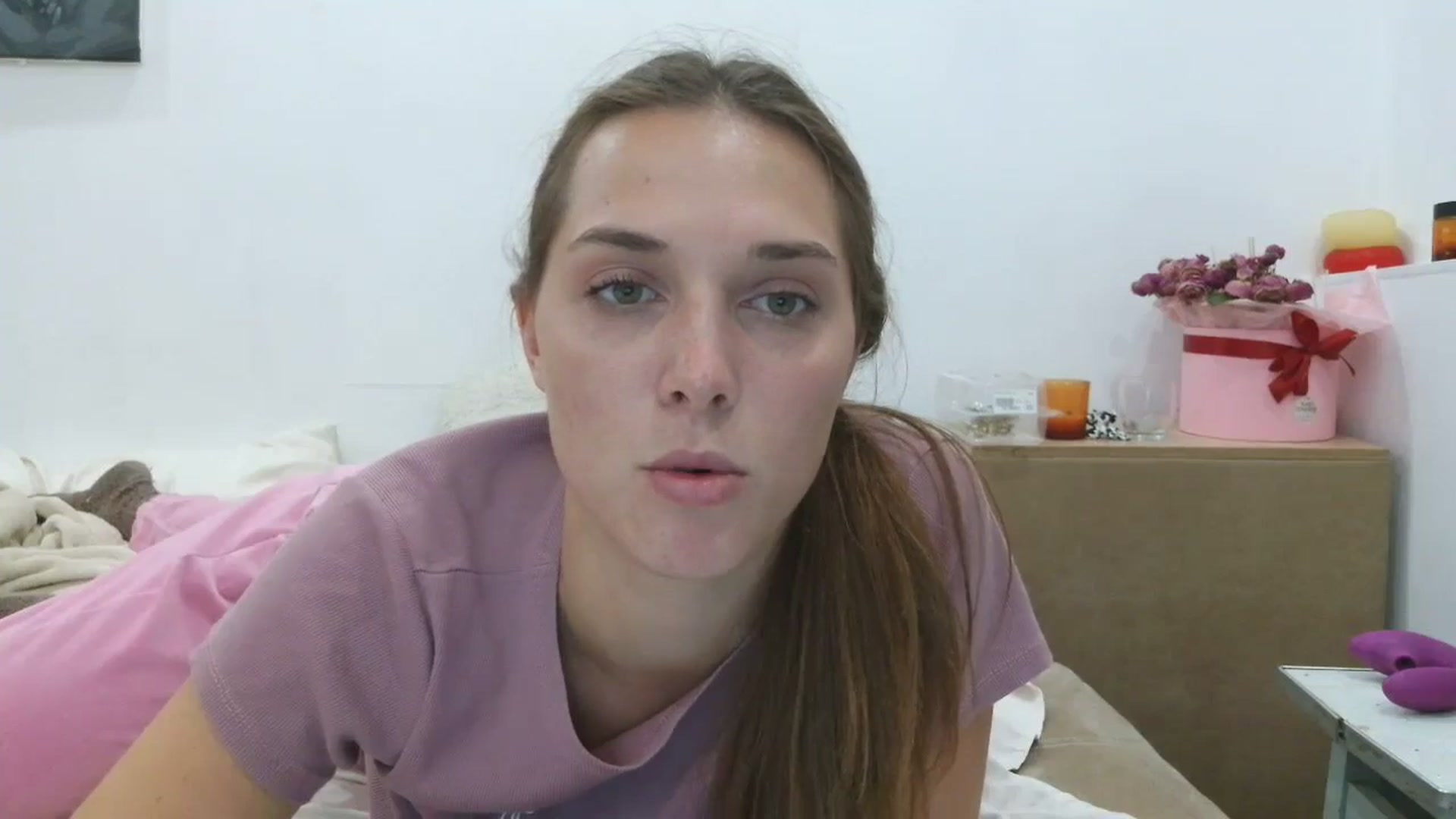 Gallery image thumbnail from HaleyReed's myfreecams stream on, 09/28/2025, 15:32 image 11 of 20