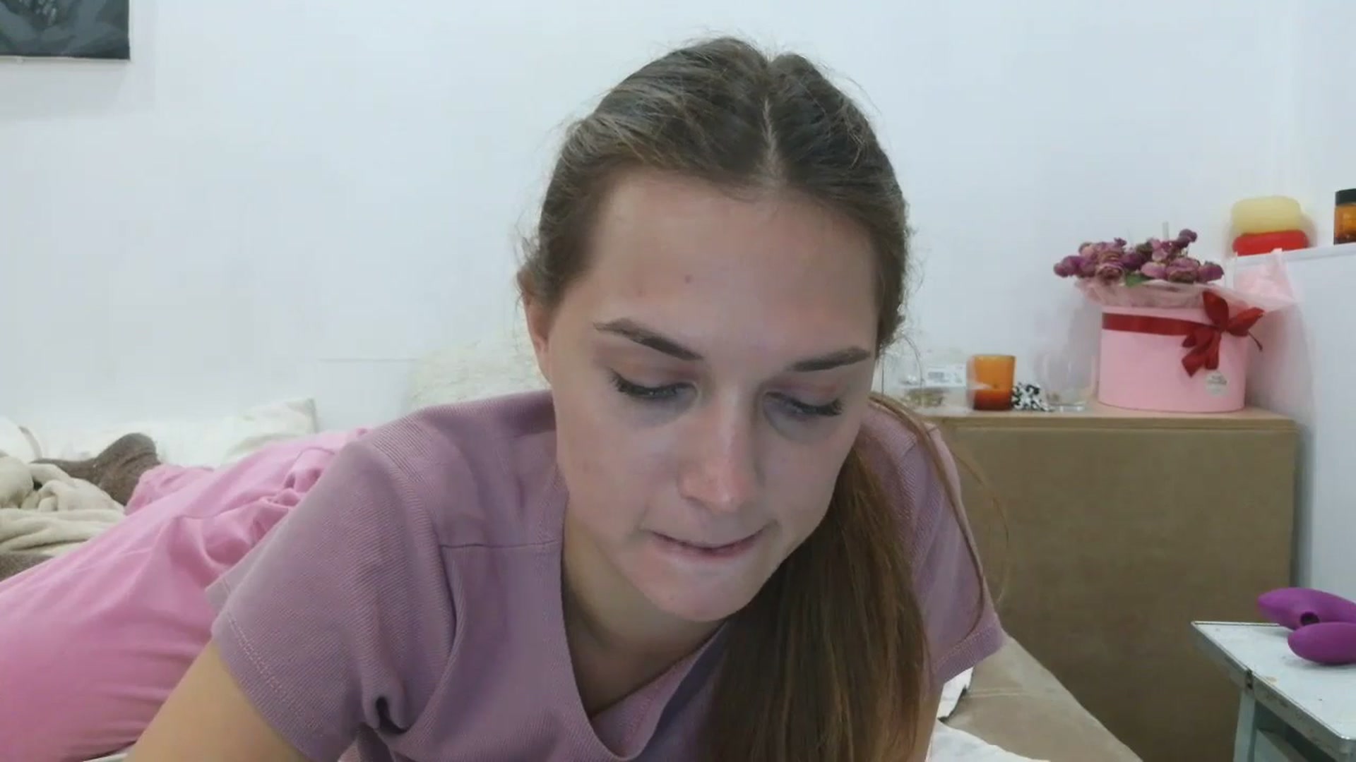 Gallery image thumbnail from HaleyReed's myfreecams stream on, 09/28/2025, 15:32 image 14 of 20