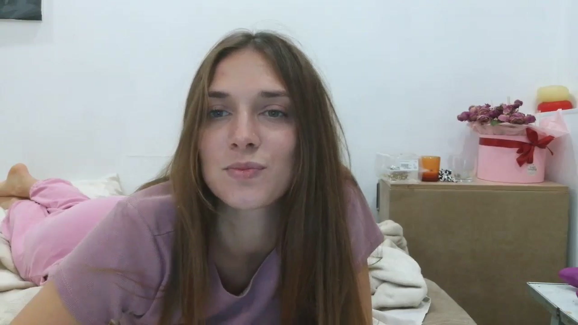 Gallery image thumbnail from HaleyReed's myfreecams stream on, 09/28/2025, 16:46 image 10 of 20