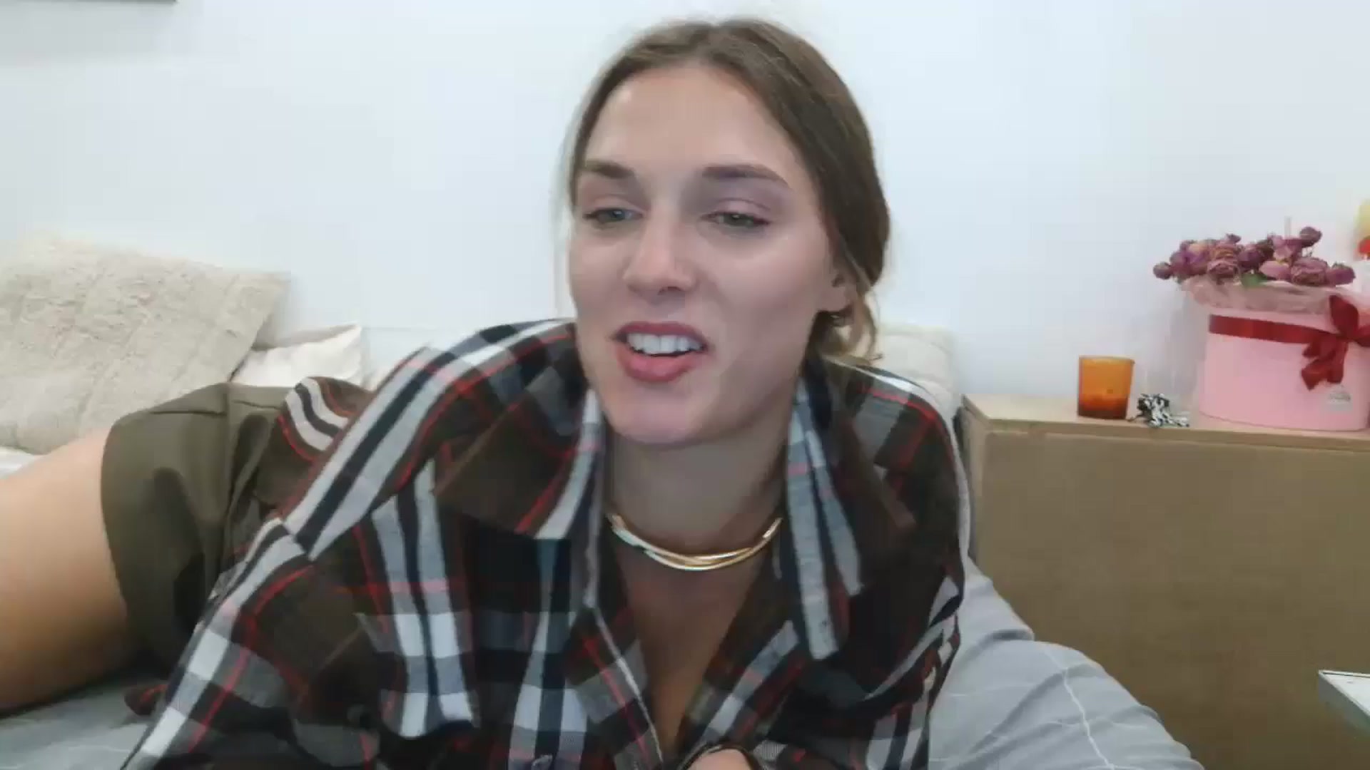 Gallery image thumbnail from HaleyReed's myfreecams stream on, 09/29/2025, 15:15 image 1 of 20