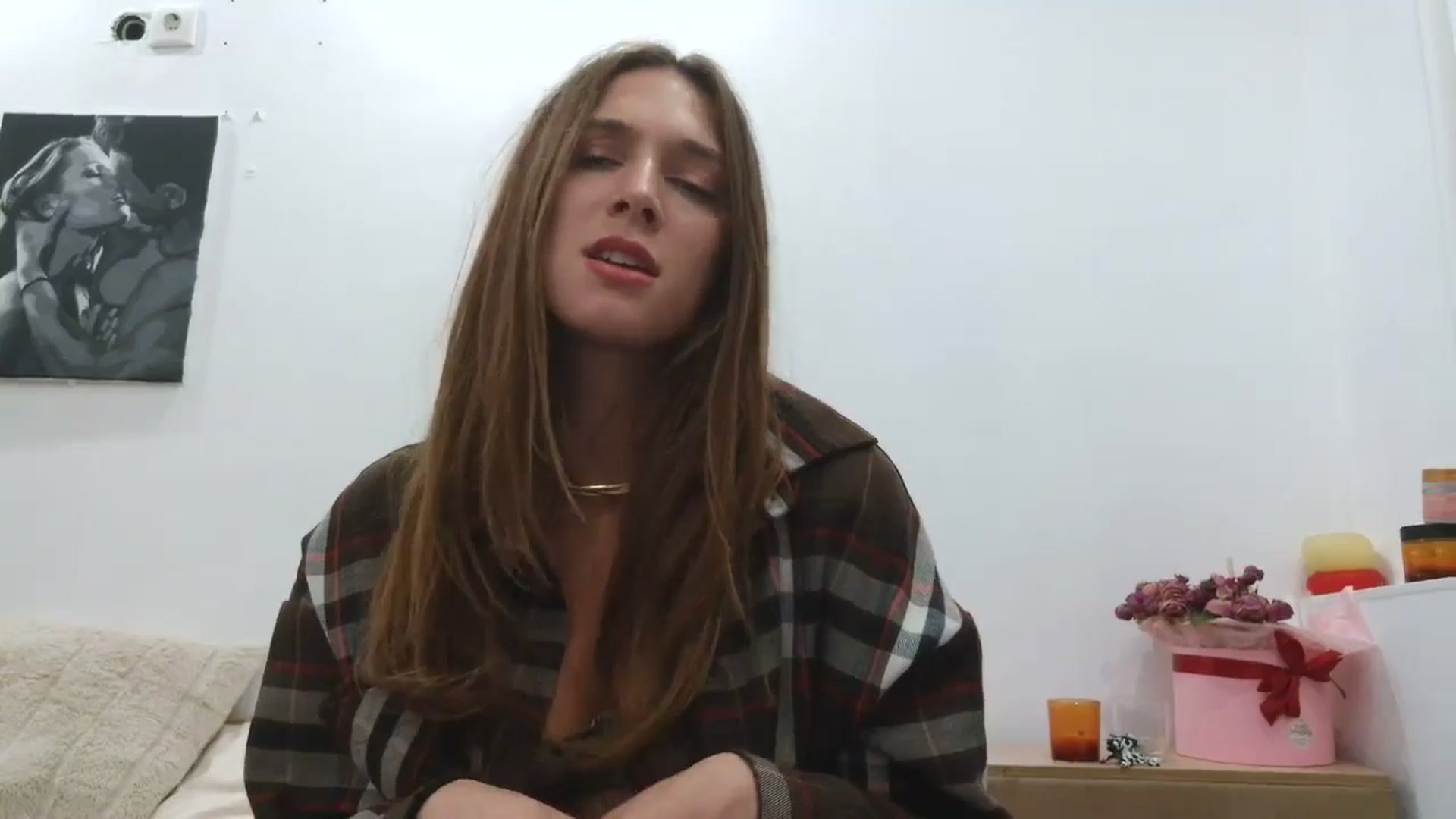 Gallery image thumbnail from HaleyReed's myfreecams stream on, 09/29/2025, 15:57 image 16 of 20