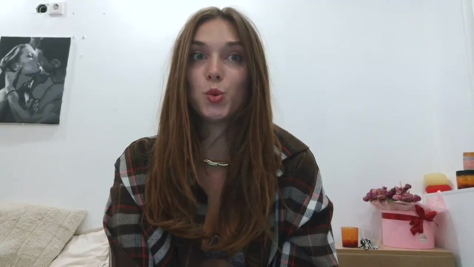 Gallery image thumbnail from HaleyReed's myfreecams stream on, 09/29/2025, 15:57 image 15 of 20