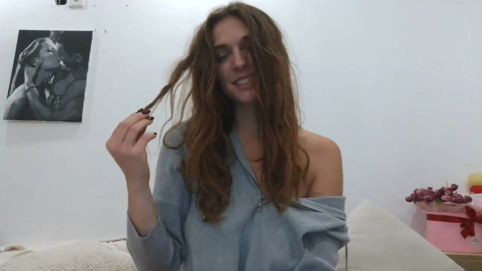 Gallery image thumbnail from HaleyReed's myfreecams stream on, 10/01/2025, 15:26 image 8 of 20