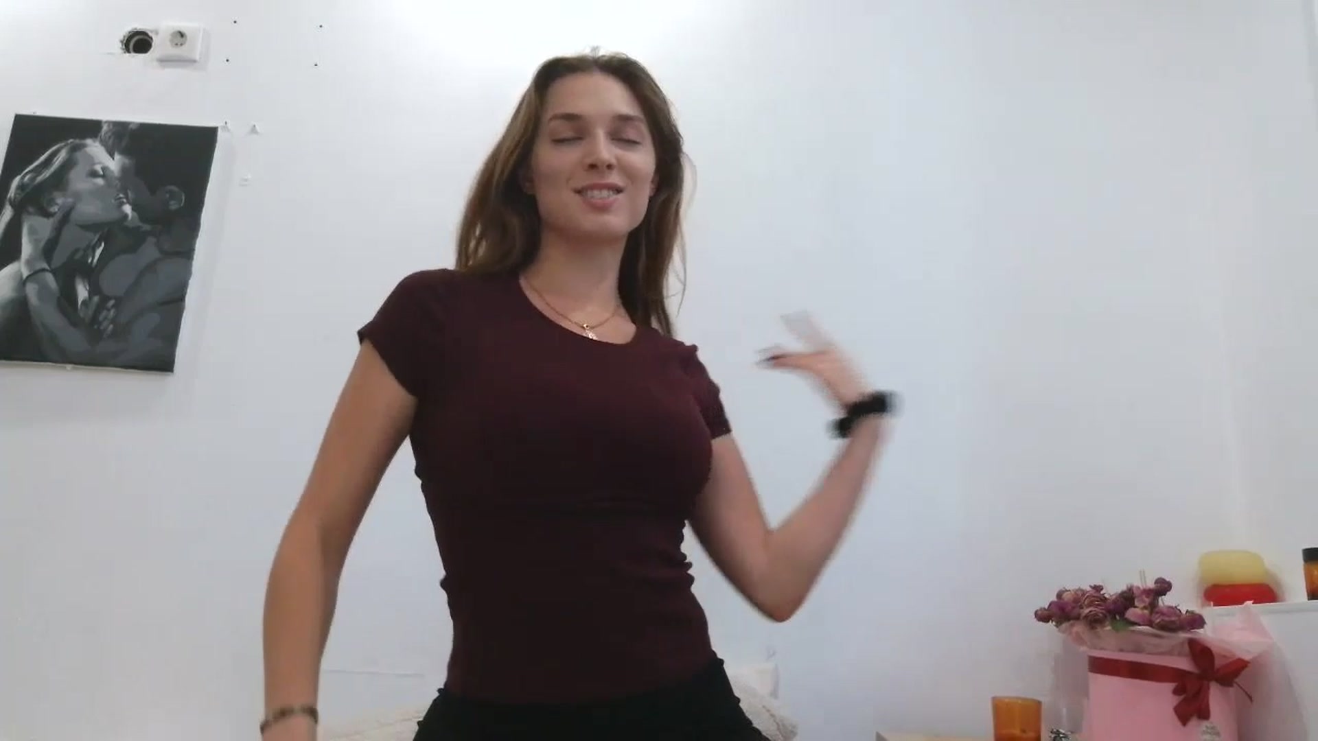 Gallery image thumbnail from HaleyReed's myfreecams stream on, 10/05/2025, 11:34 image 9 of 20