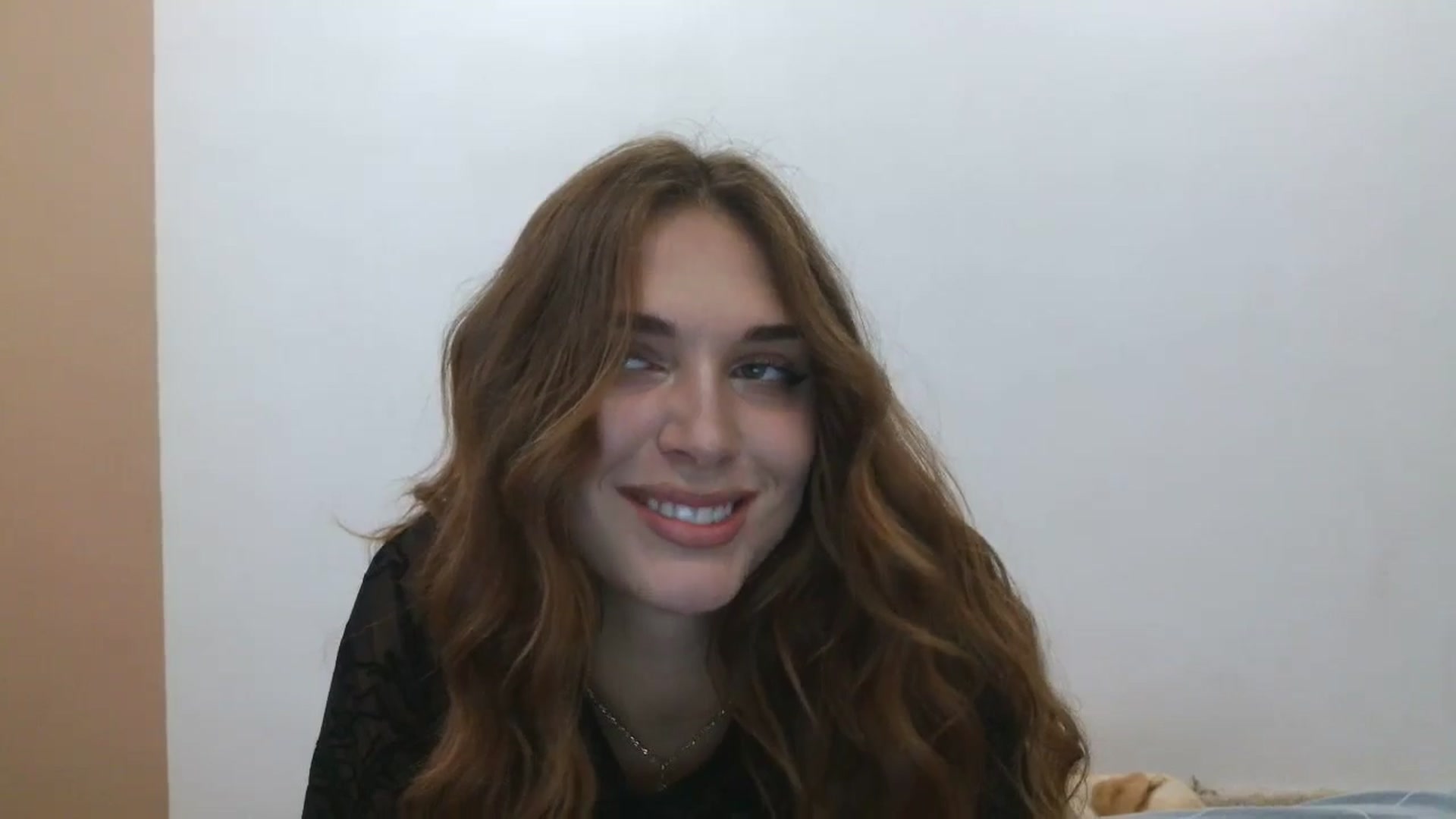 Gallery image thumbnail from HaleyReed's myfreecams stream on, 10/06/2025, 11:39 image 18 of 20