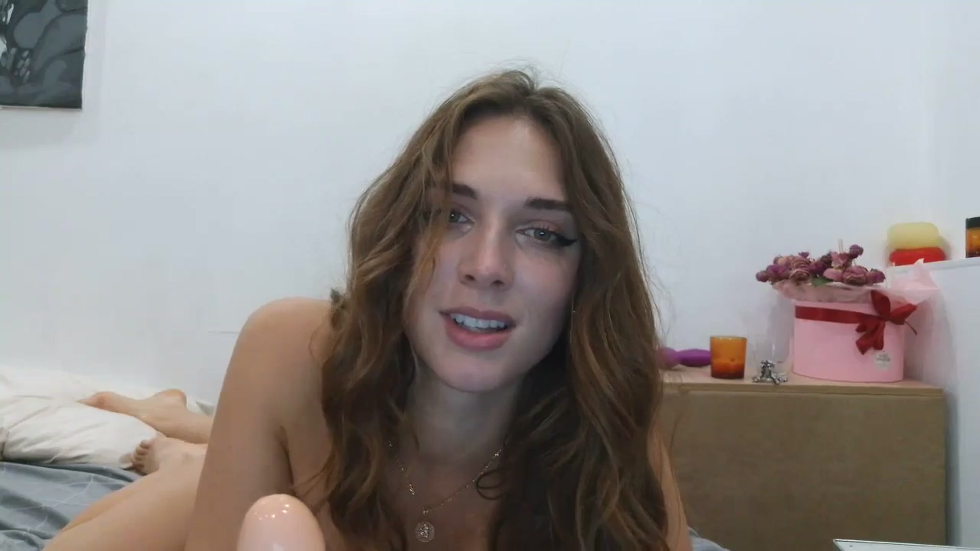 Gallery image thumbnail from HaleyReed's myfreecams stream on, 10/06/2025, 14:07 image 15 of 20