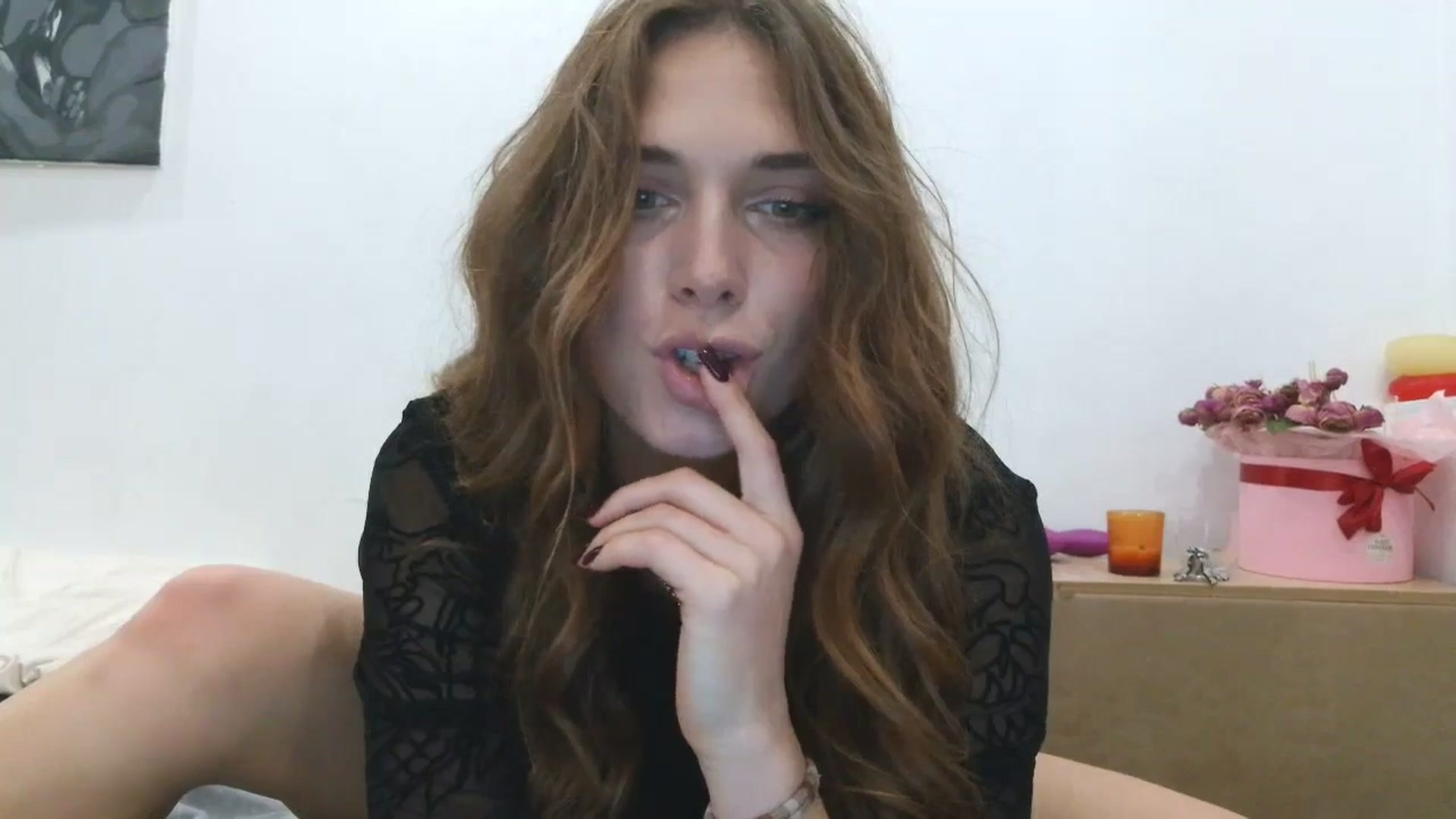 Gallery image thumbnail from HaleyReed's myfreecams stream on, 10/06/2025, 14:07 image 6 of 20