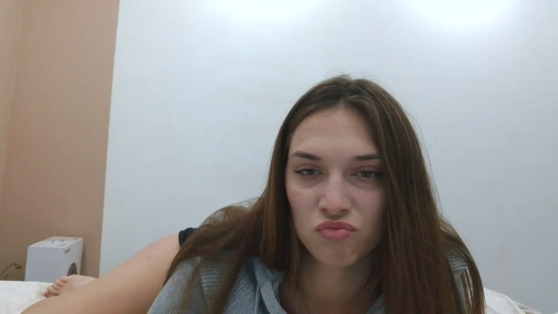 Gallery image thumbnail from HaleyReed's myfreecams stream on, 10/09/2025, 13:02 image 9 of 20