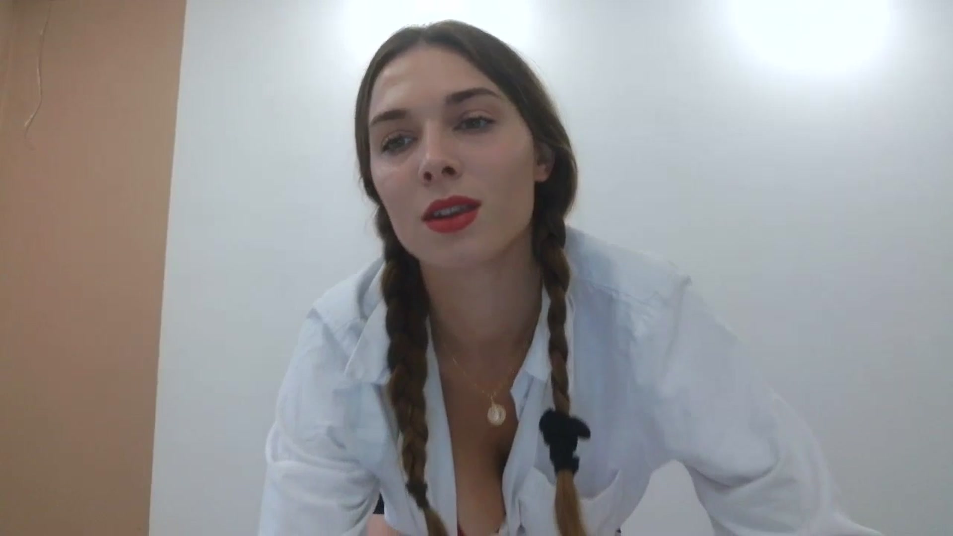 Gallery image thumbnail from HaleyReed's myfreecams stream on, 10/10/2025, 11:32 image 7 of 20