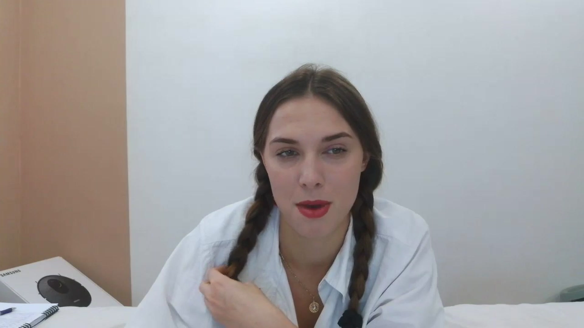 Gallery image thumbnail from HaleyReed's myfreecams stream on, 10/10/2025, 11:32 image 9 of 20