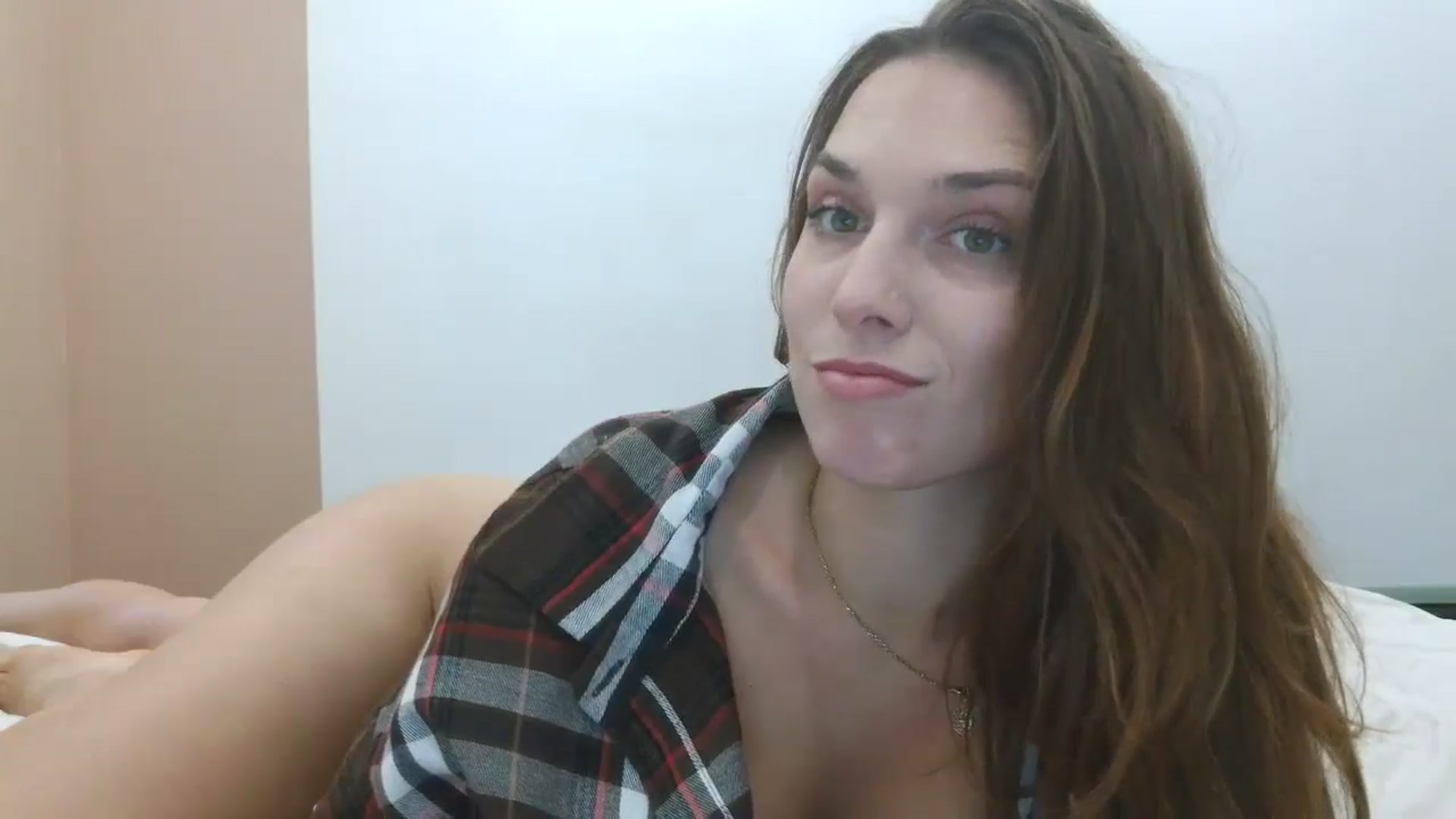 Gallery image thumbnail from HaleyReed's myfreecams stream on, 10/13/2025, 12:32 image 19 of 20