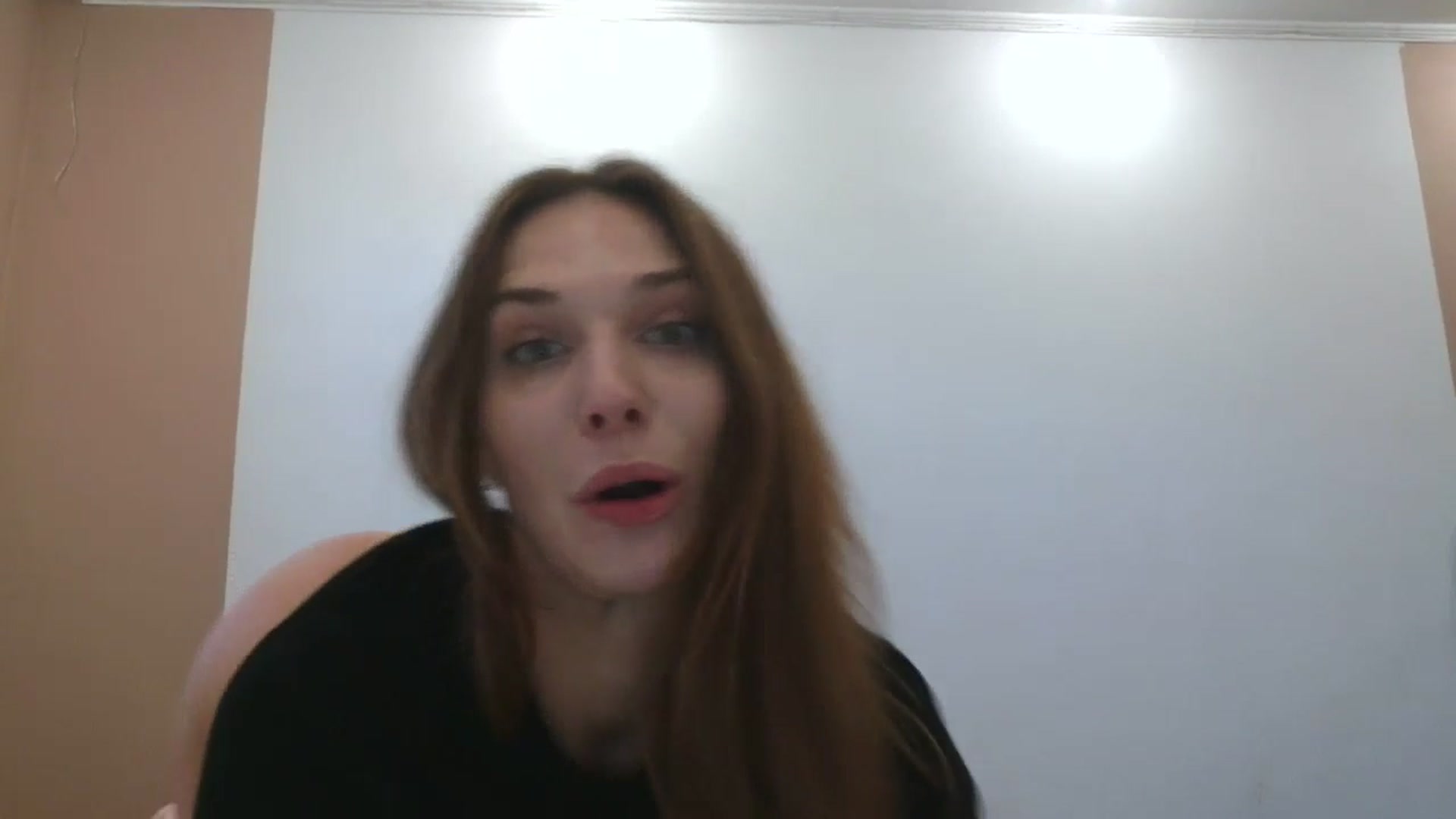 Gallery image thumbnail from HaleyReed's myfreecams stream on, 10/14/2025, 10:38 image 6 of 20
