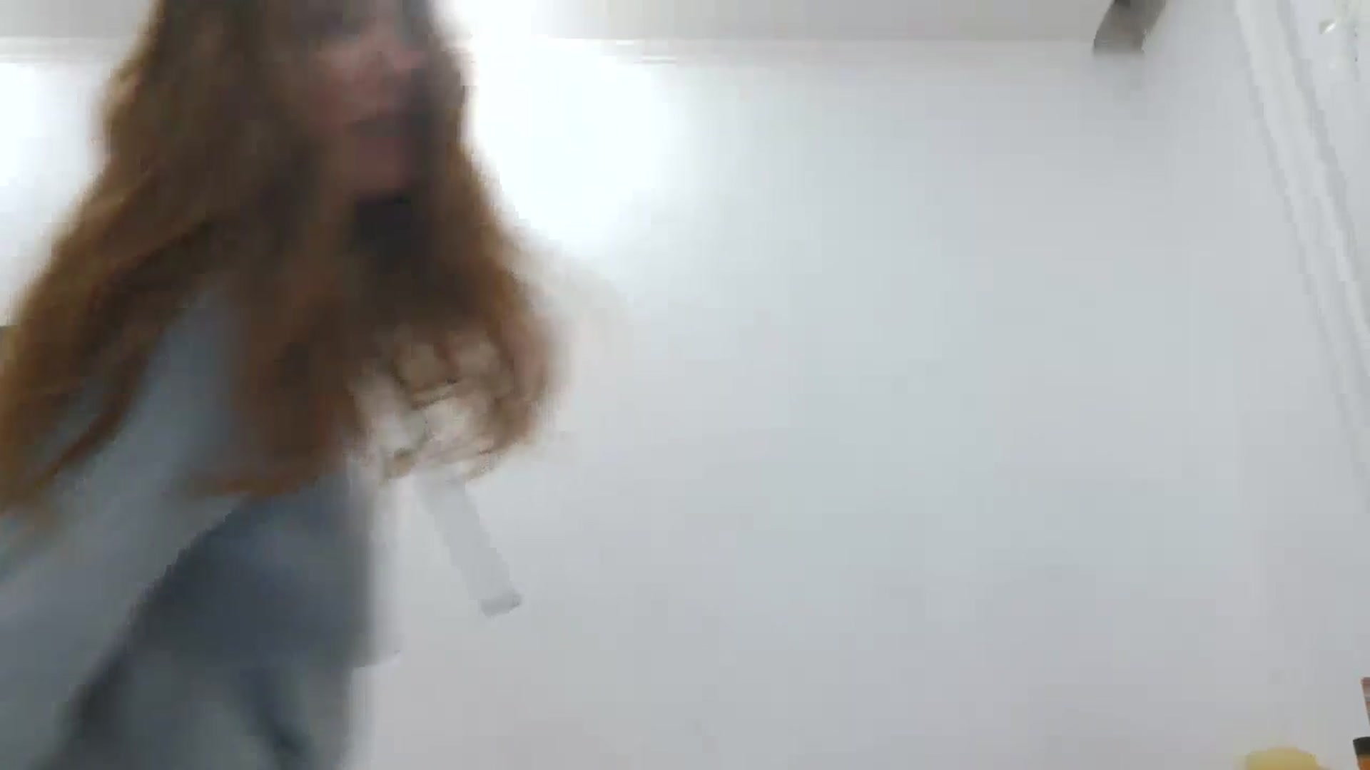 Gallery image thumbnail from HaleyReed's myfreecams stream on, 10/14/2025, 14:21 image 14 of 20