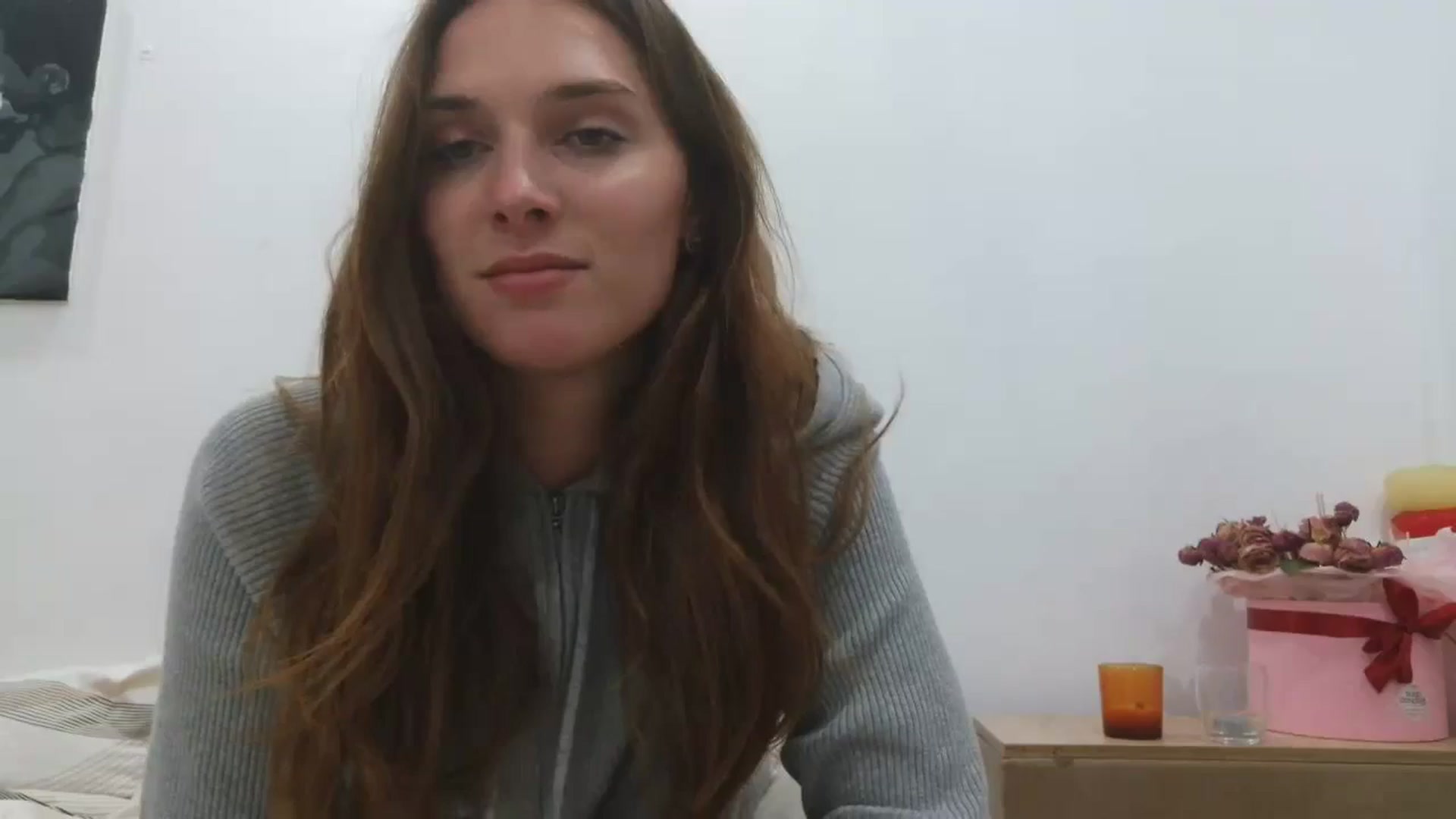 Gallery image thumbnail from HaleyReed's myfreecams stream on, 10/14/2025, 14:21 image 12 of 20