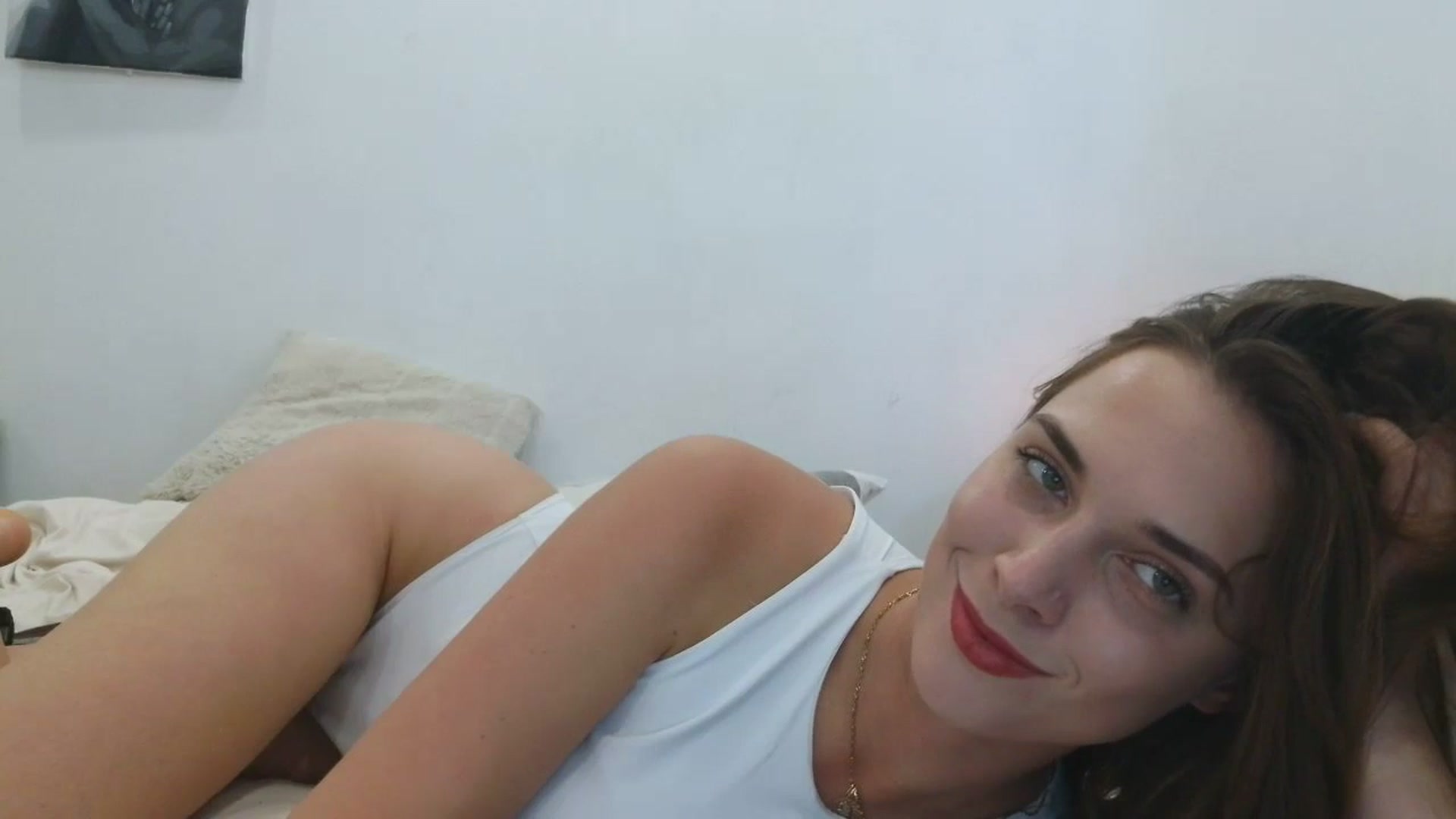 Gallery image thumbnail from HaleyReed's myfreecams stream on, 10/16/2025, 12:05 image 18 of 20