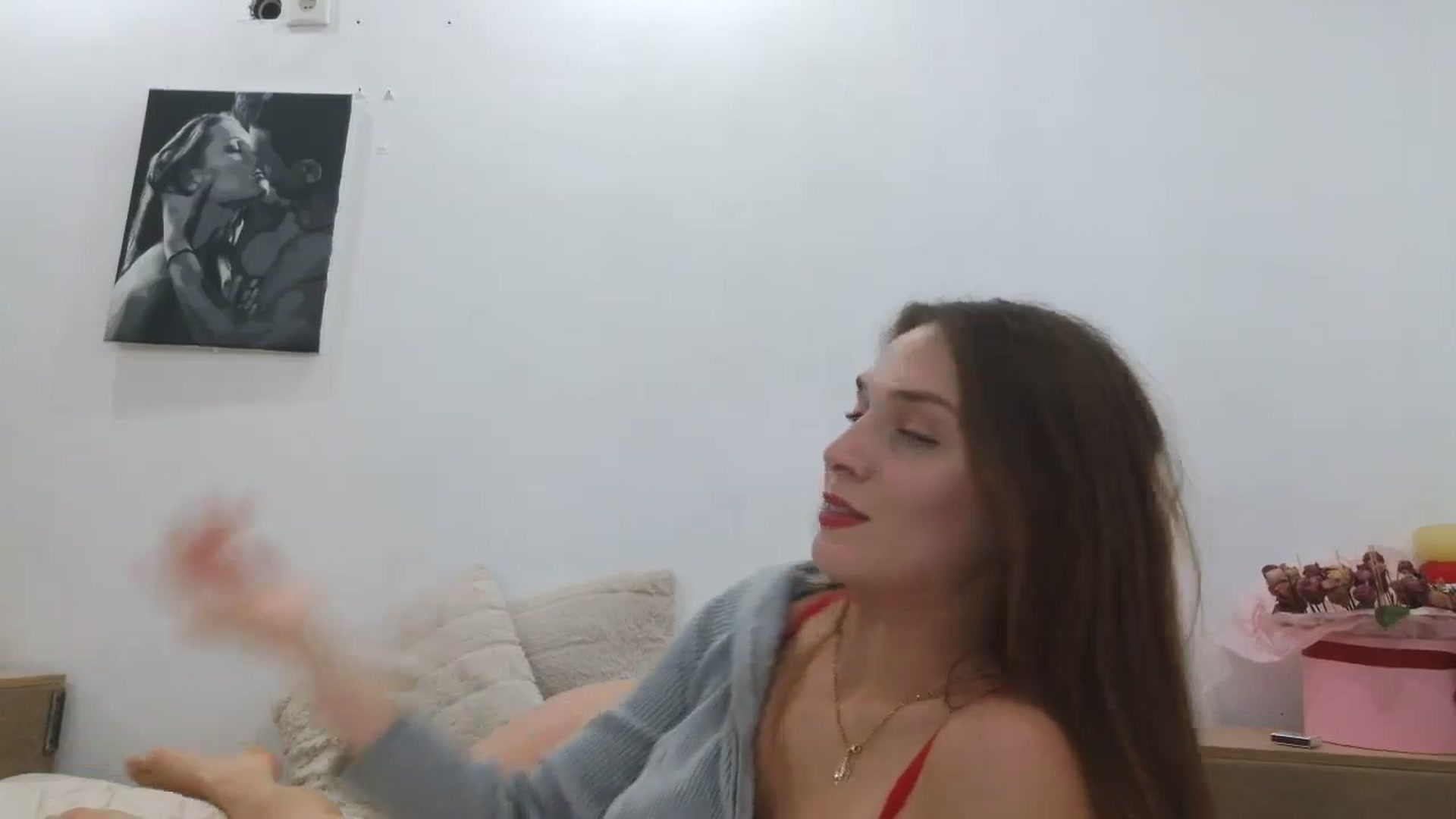 Gallery image thumbnail from HaleyReed's myfreecams stream on, 10/17/2025, 12:54 image 6 of 20
