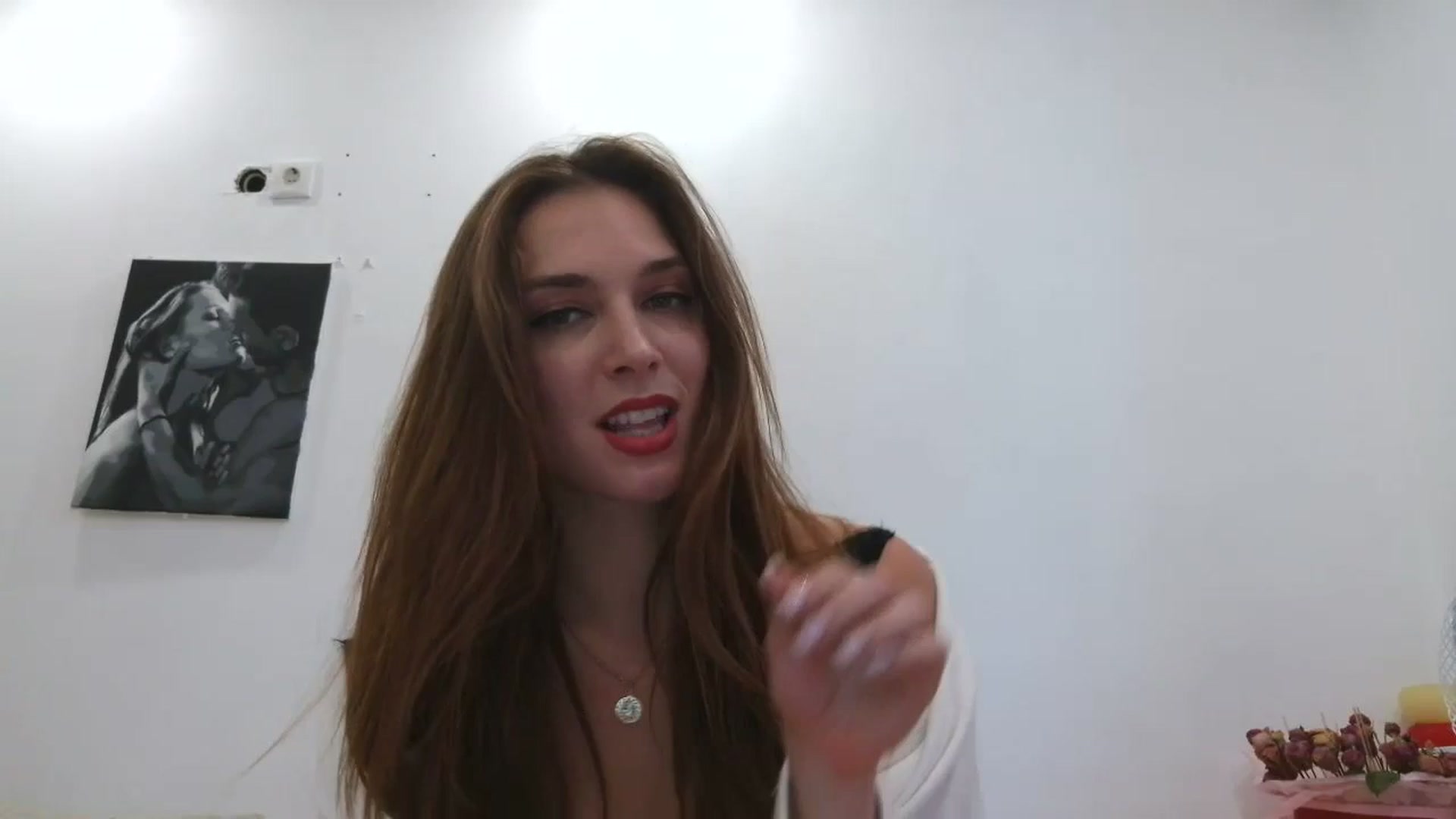 Gallery image thumbnail from HaleyReed's myfreecams stream on, 10/18/2025, 11:09 image 6 of 20