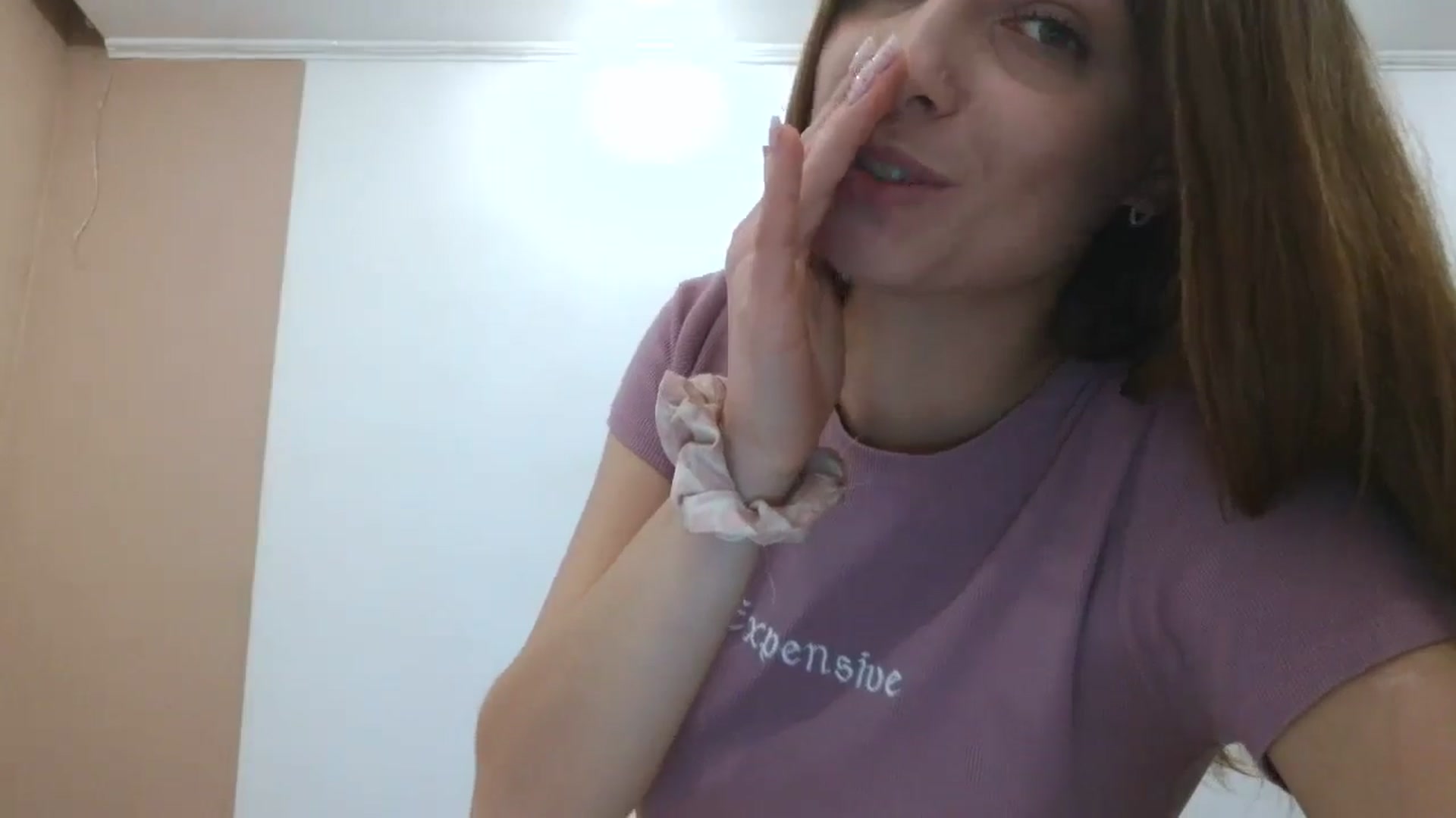 Gallery image thumbnail from HaleyReed's myfreecams stream on, 10/19/2025, 10:19 image 9 of 20