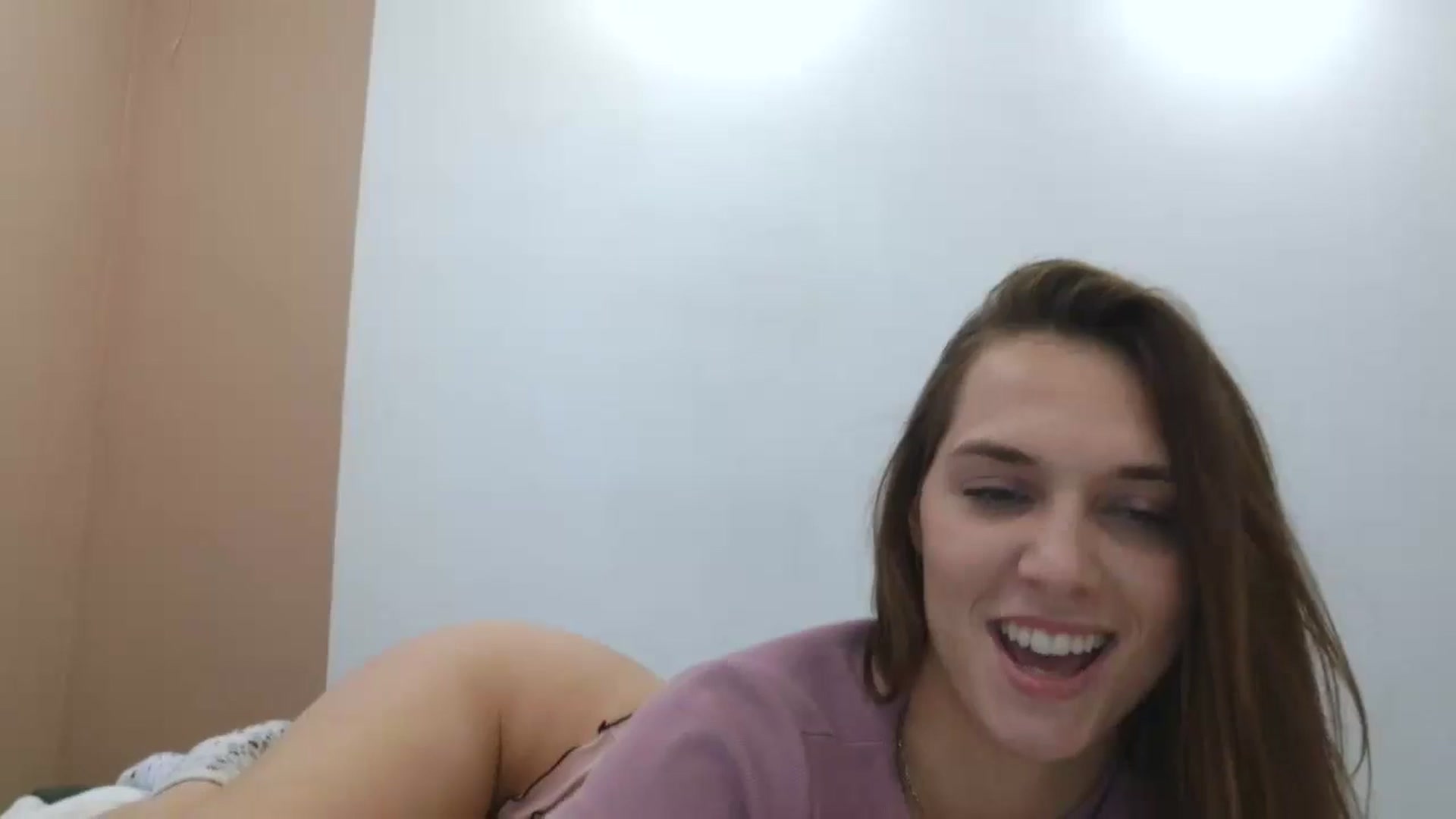Gallery image thumbnail from HaleyReed's myfreecams stream on, 10/19/2025, 10:19 image 14 of 20