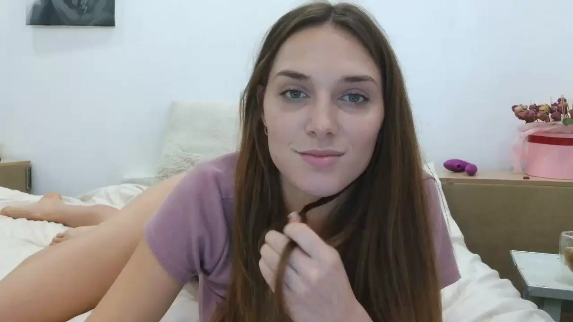 Gallery image thumbnail from HaleyReed's myfreecams stream on, 10/19/2025, 11:46 image 10 of 20