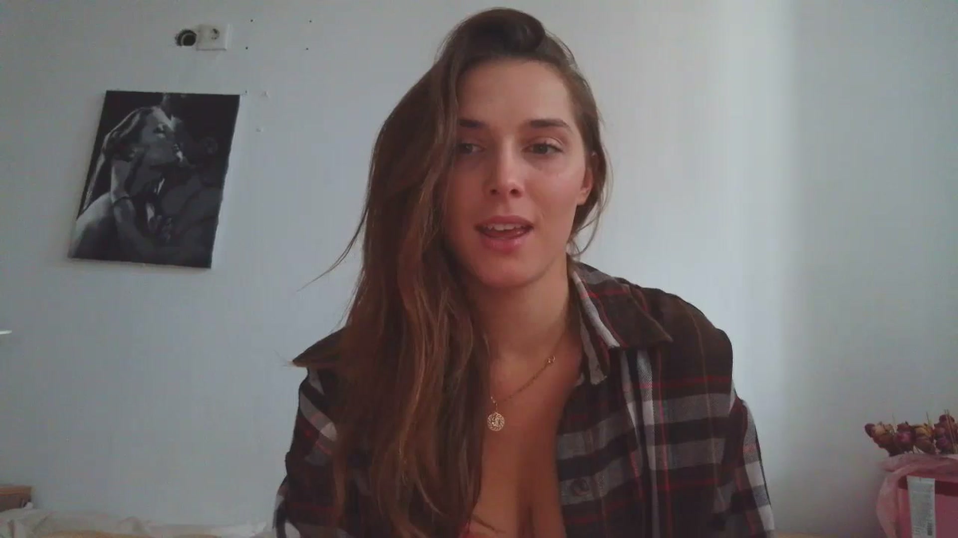 Gallery image thumbnail from HaleyReed's myfreecams stream on, 10/22/2025, 12:34 image 3 of 20