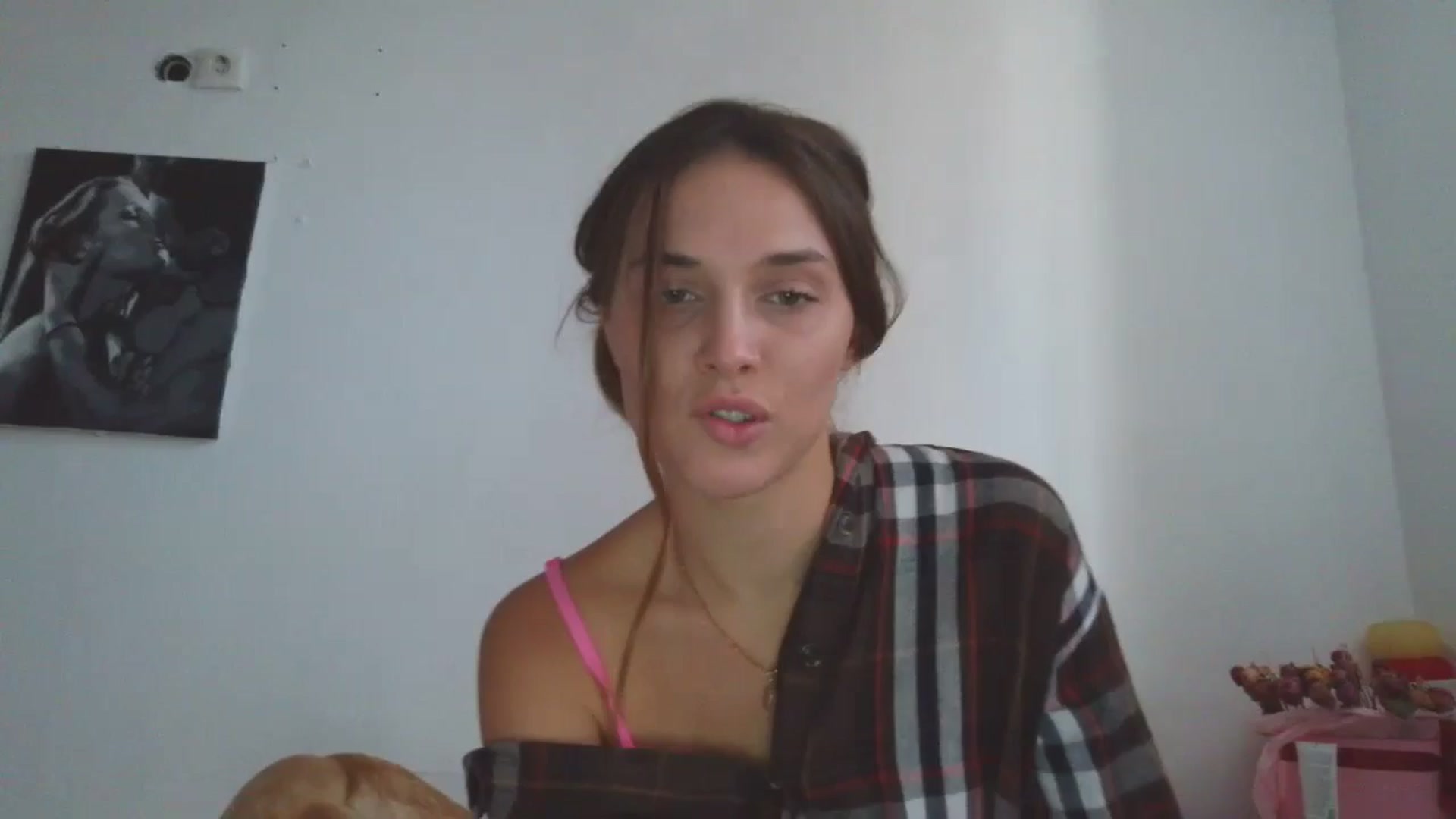 Gallery image thumbnail from HaleyReed's myfreecams stream on, 10/22/2025, 12:34 image 12 of 20