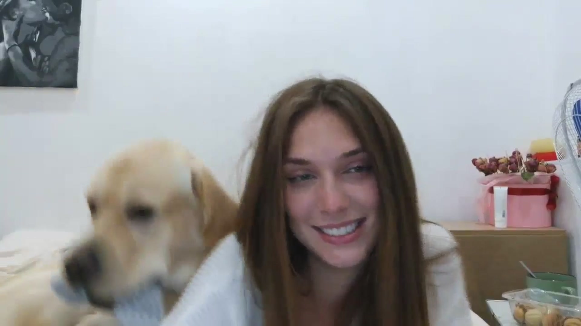 Gallery image thumbnail from HaleyReed's myfreecams stream on, 10/23/2025, 15:10 image 16 of 20