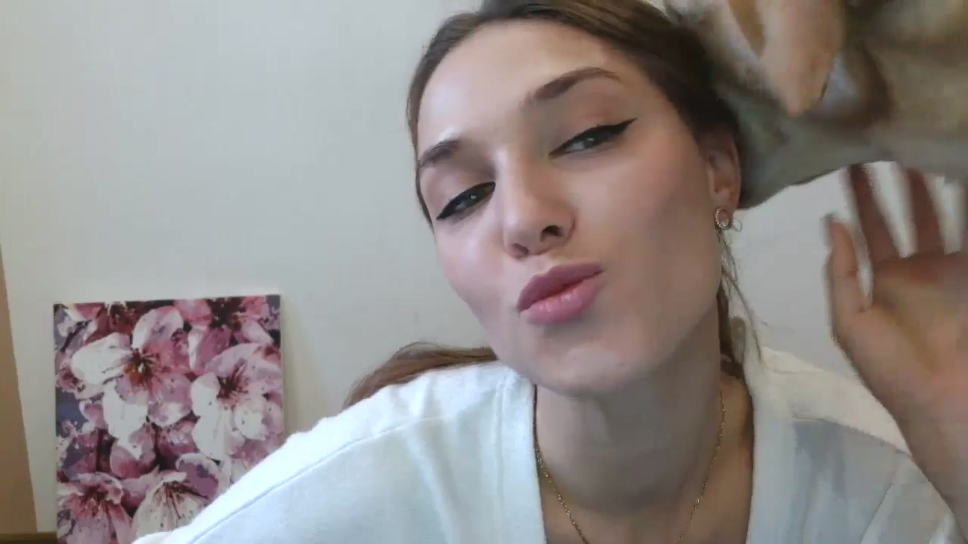 Gallery image thumbnail from HaleyReed's myfreecams stream on, 10/24/2025, 12:12 image 2 of 20