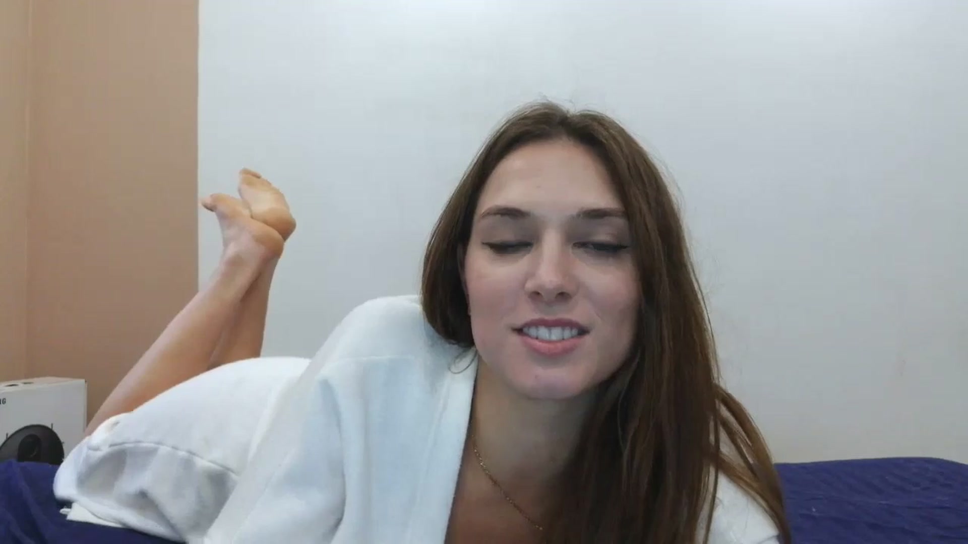Gallery image thumbnail from HaleyReed's myfreecams stream on, 10/24/2025, 13:20 image 10 of 20